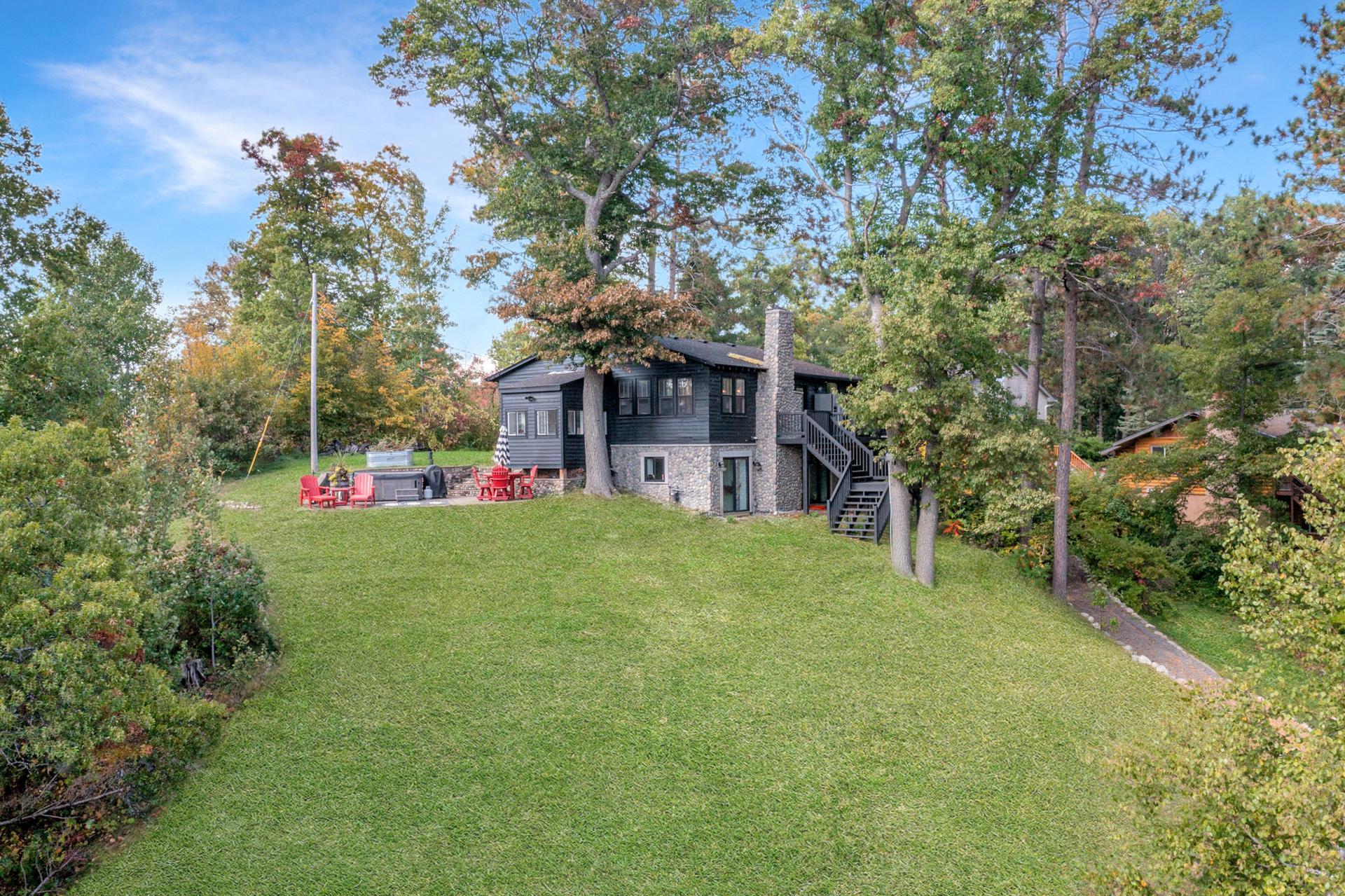 8088 Pine Point Rd, Nisswa, MN 56468