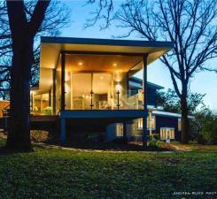 19 Barton Ave SE, Minneapolis, MN 55414