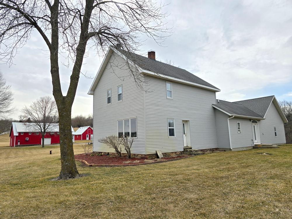 12846 Shag Rd, New Ulm, MN 56073