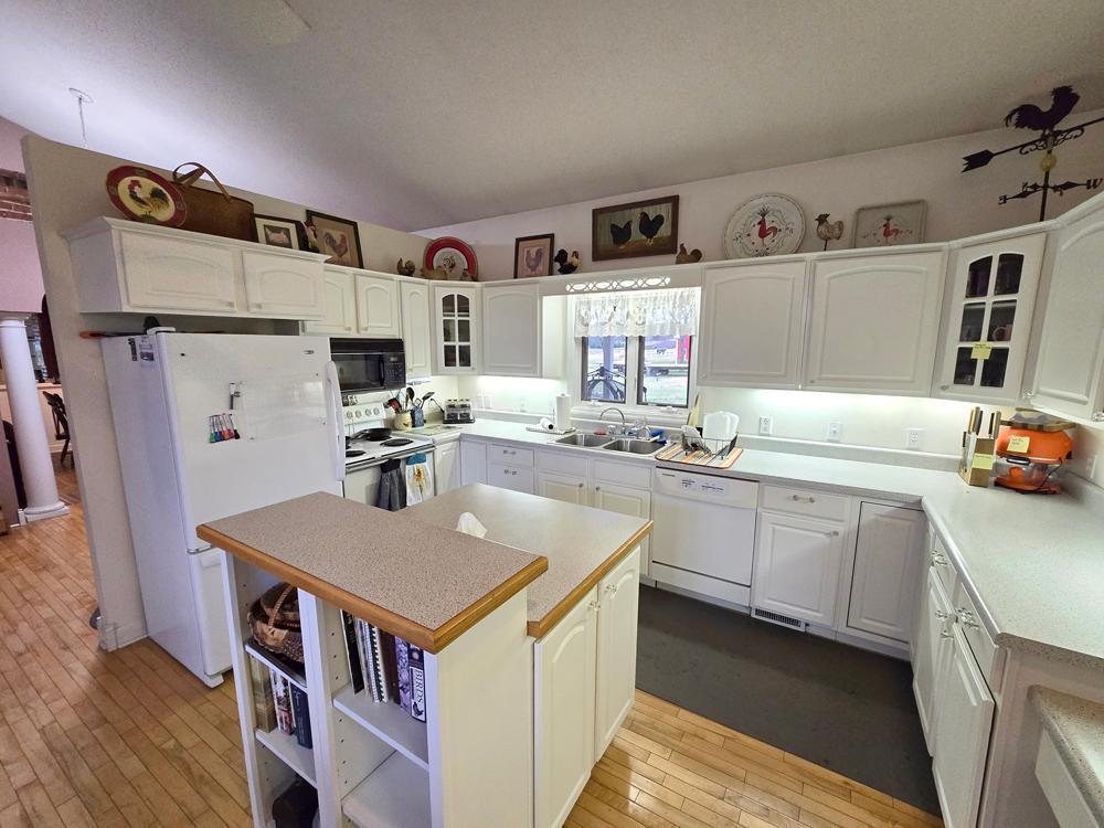 12846 Shag Rd, New Ulm, MN 56073