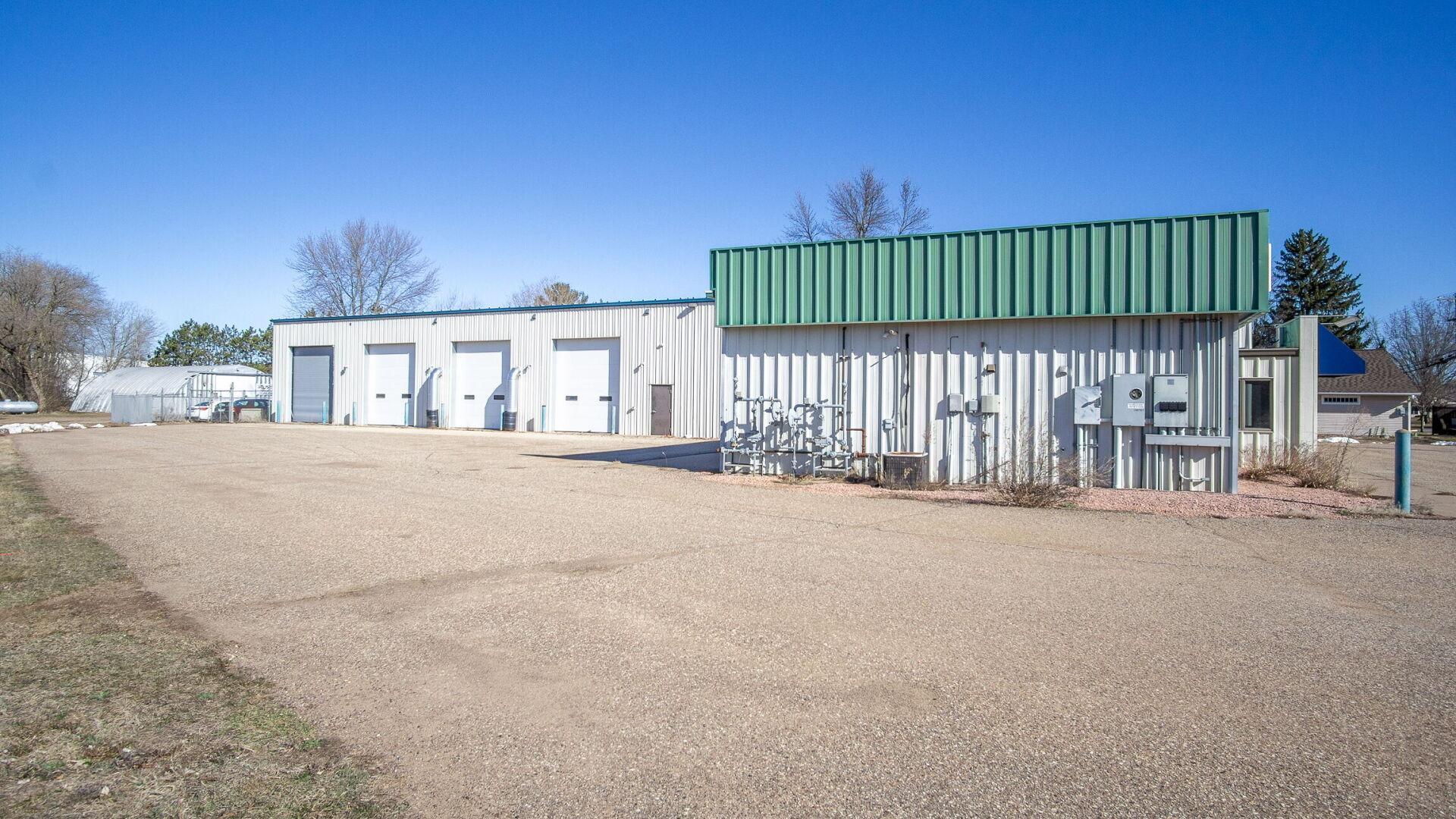 2707 Wilson St, Menomonie, WI 54751