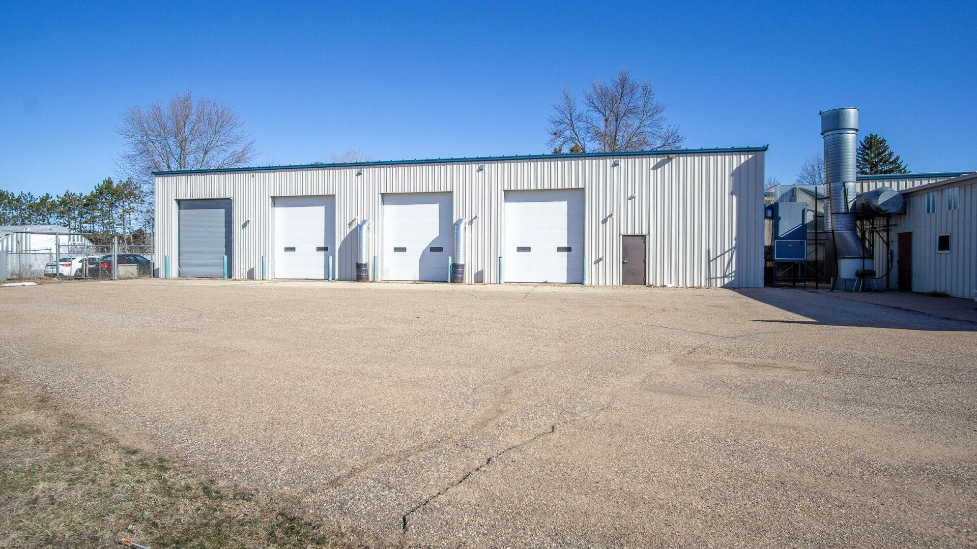 2707 Wilson St, Menomonie, WI 54751