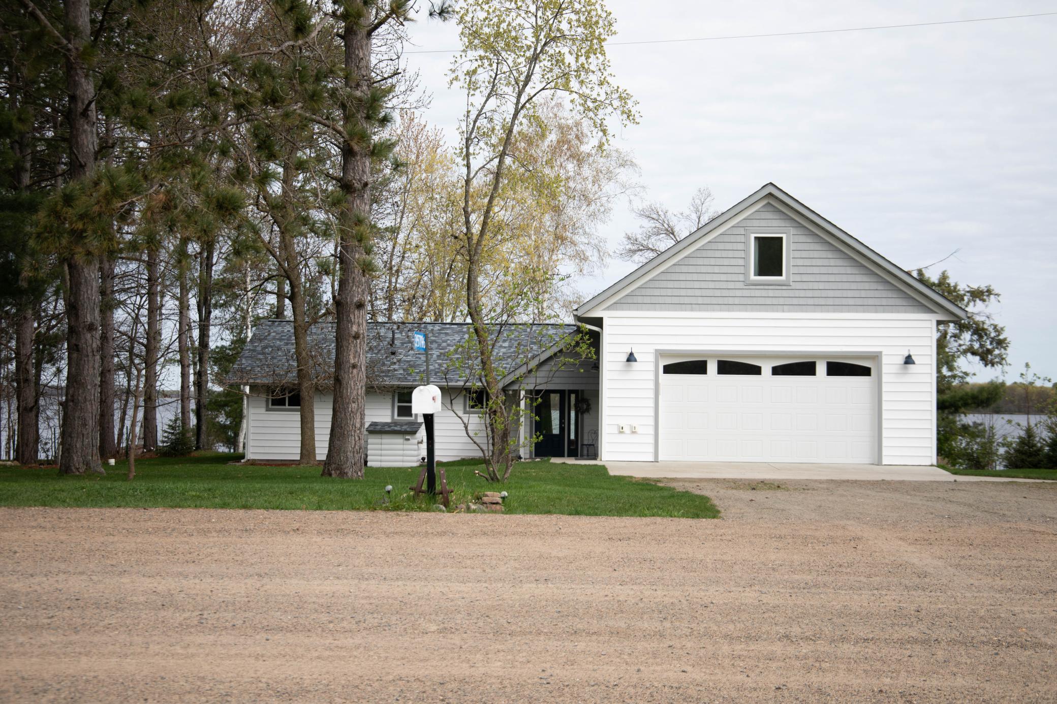 35796 Hoffman Beach Dr, Hillman, MN 56338