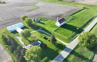13714 State Hwy 43, Mabel, MN 55954