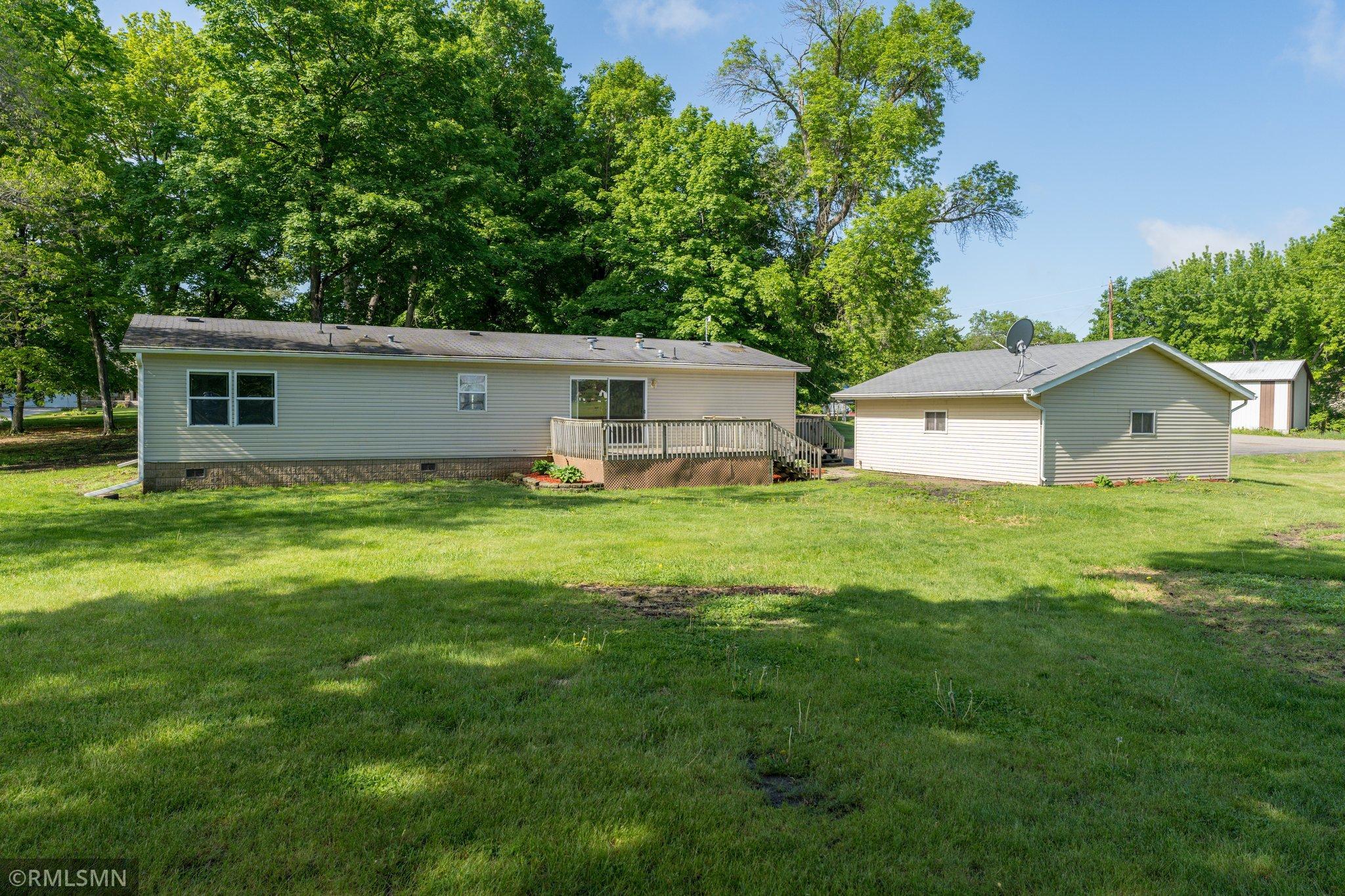 46083 245th Ave, Cleveland, MN 56017