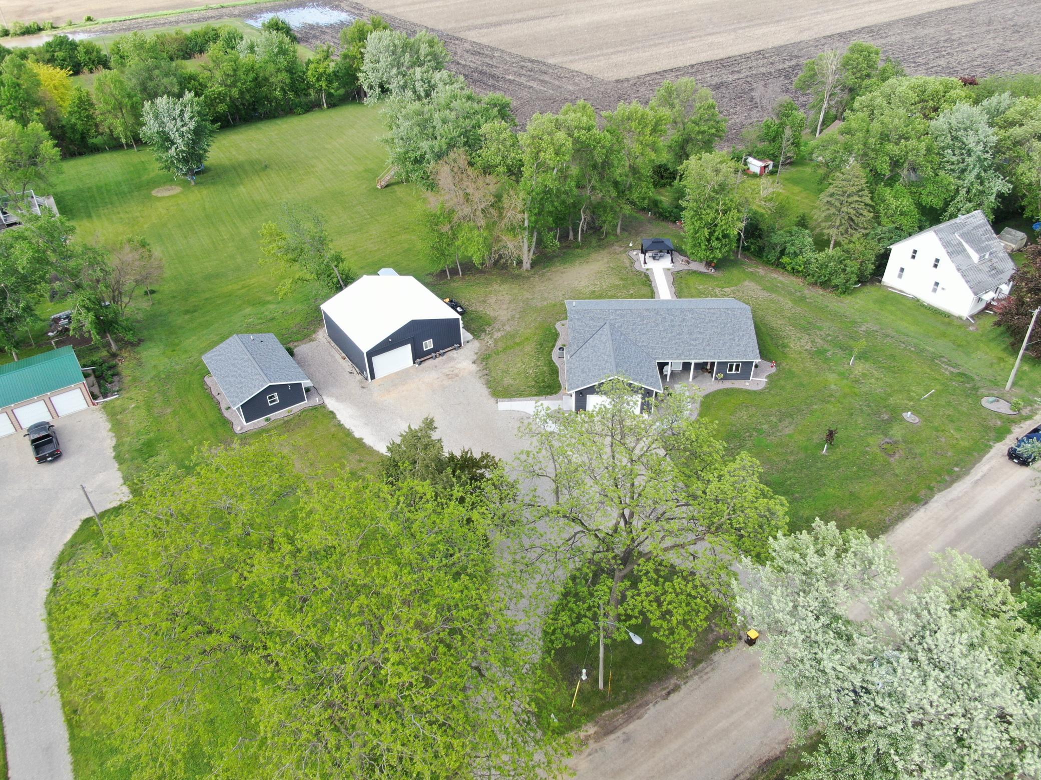 101 5th St NW, Wells, MN 56097