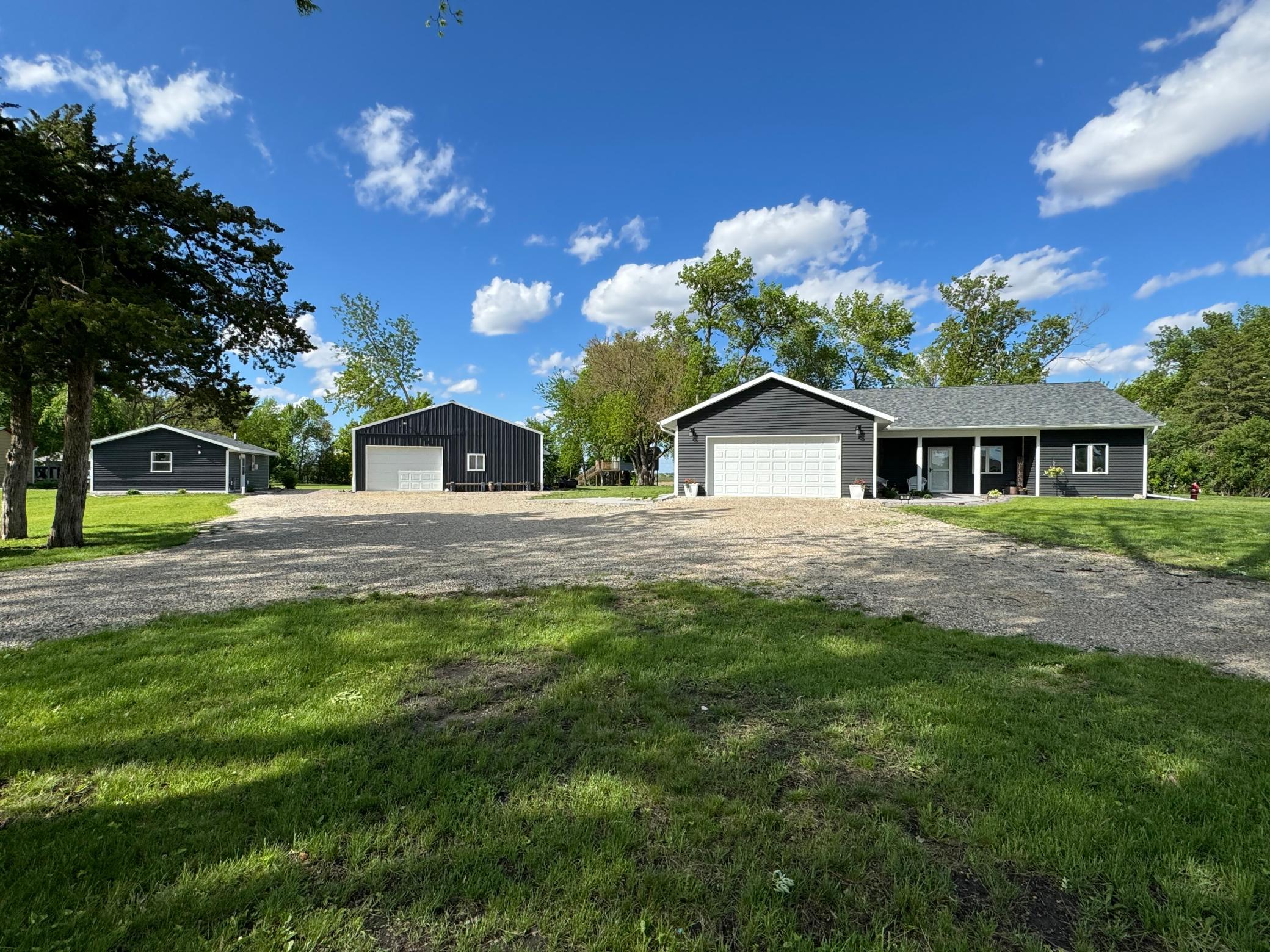 101 5th St NW, Wells, MN 56097