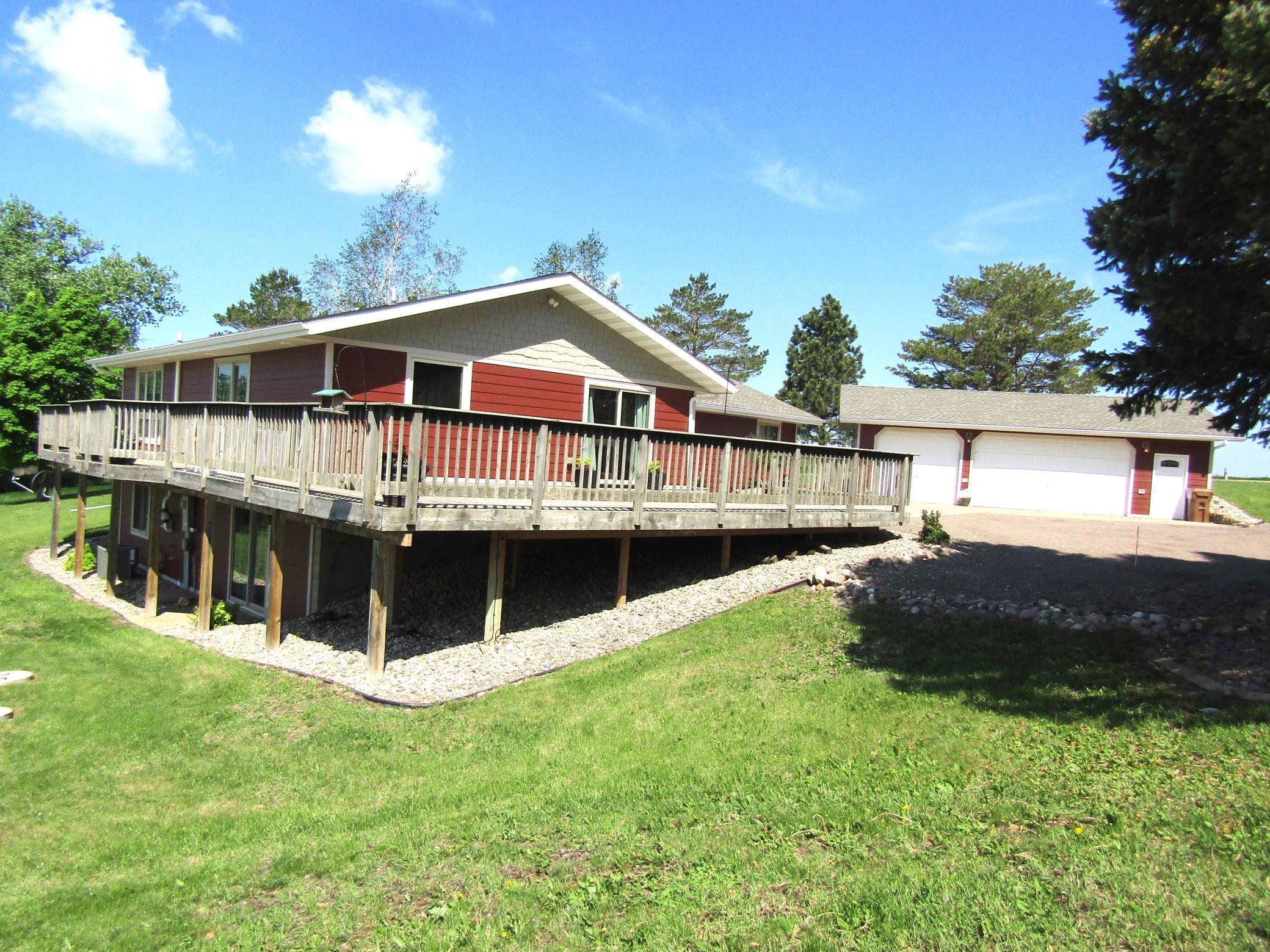 4070 90th Ave SW, Montevideo, MN 56265