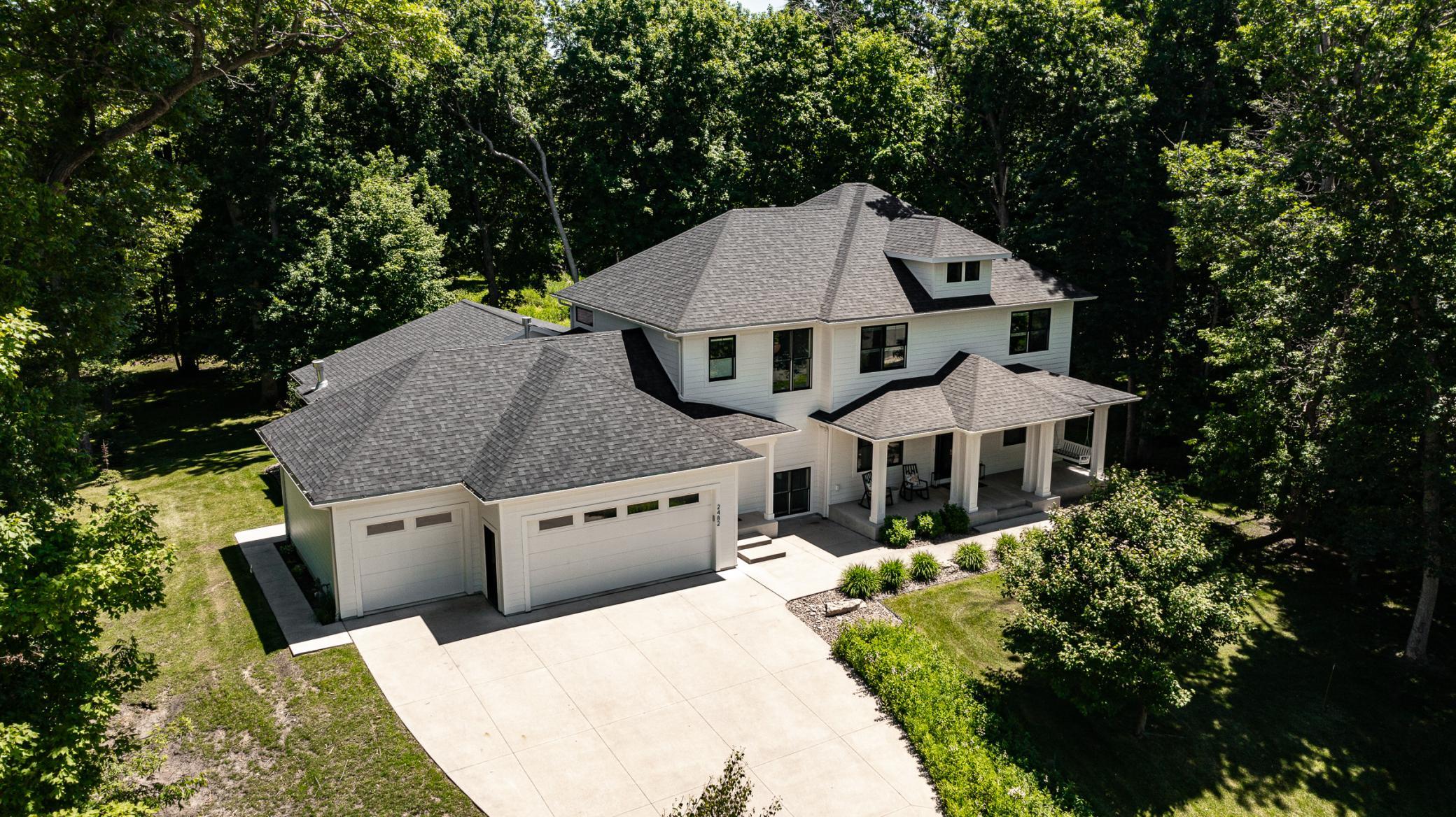 2482 Glenwood Ln SW, Rochester, MN 55902