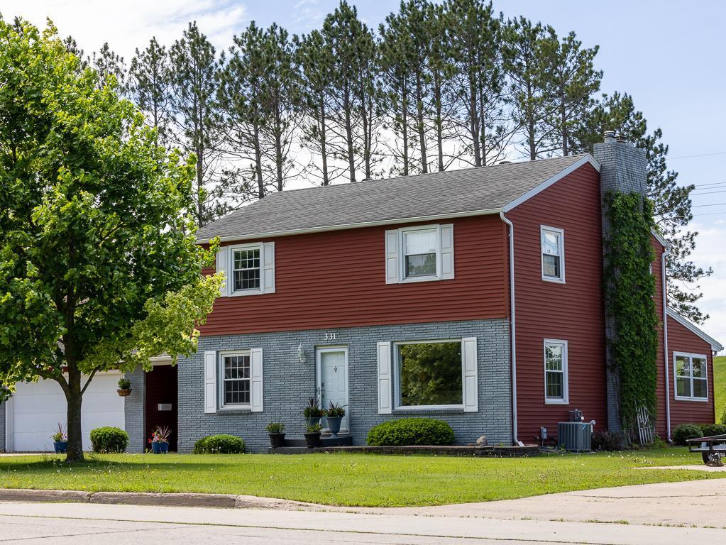 331 Congdon St, Coleraine, MN 55722