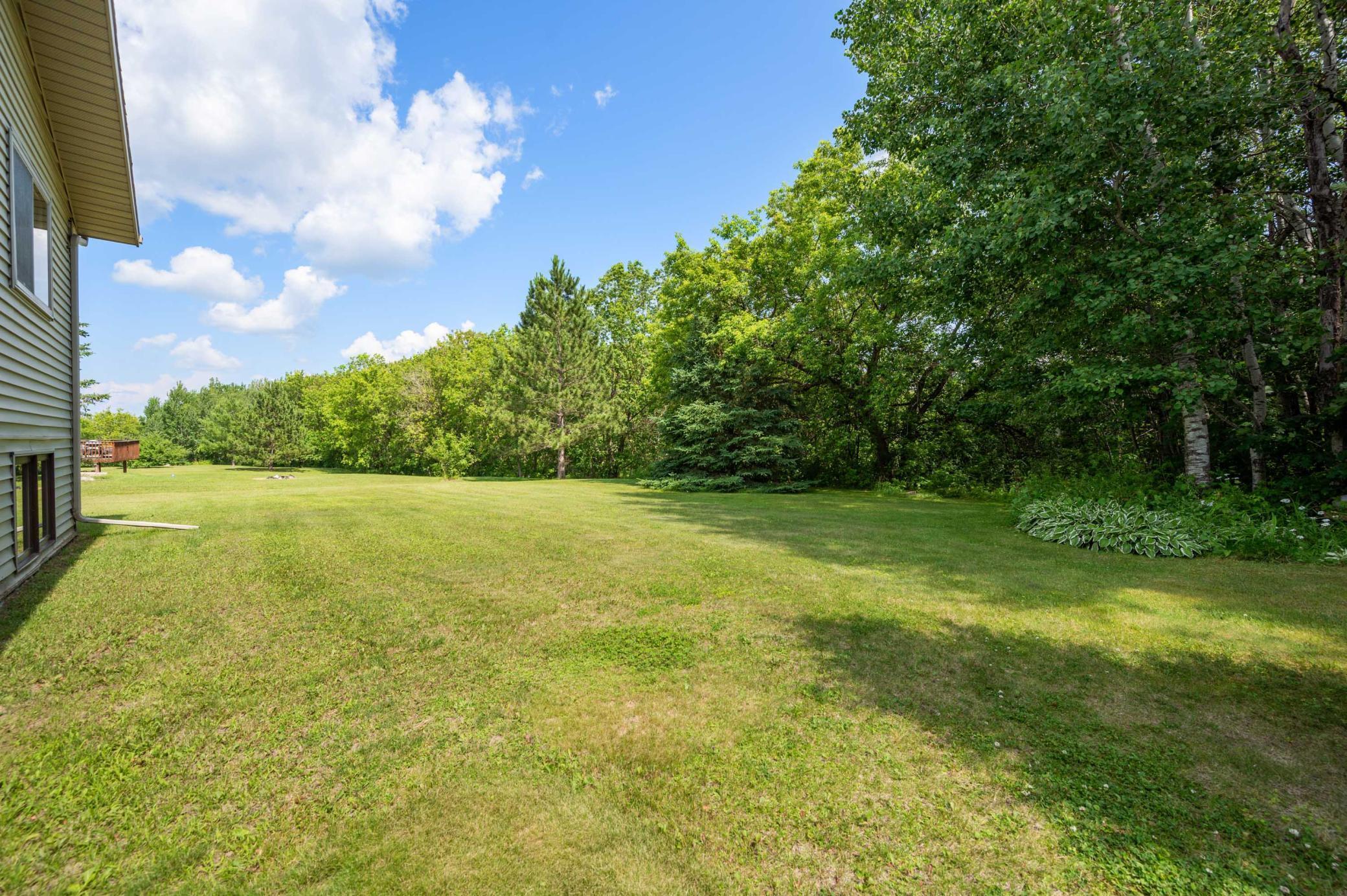 312 Skiview Ave, Coleraine, MN 55722