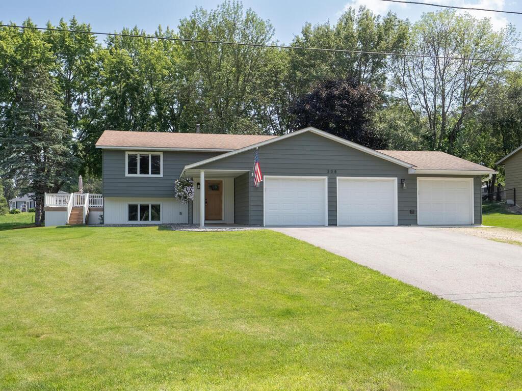 308 Park Ave N, Vermillion, MN 55085