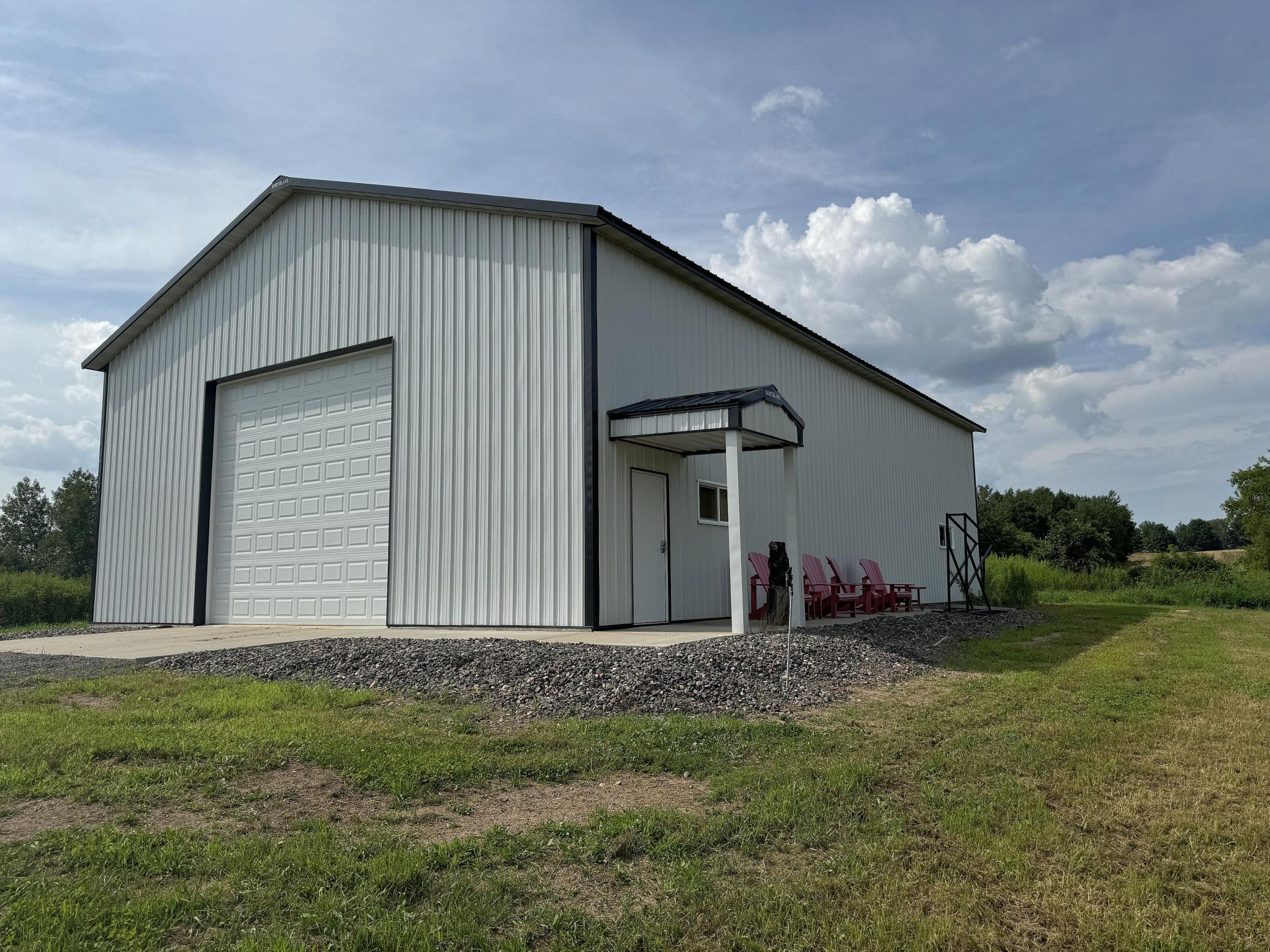 647 S 6th St, Clayton, WI 54004