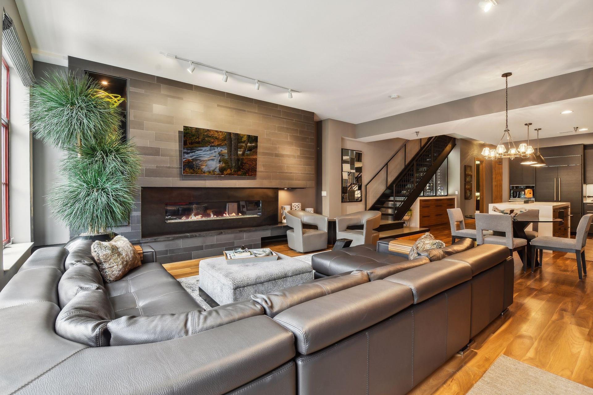 600 S 2nd St #S108, Minneapolis, MN 55401
