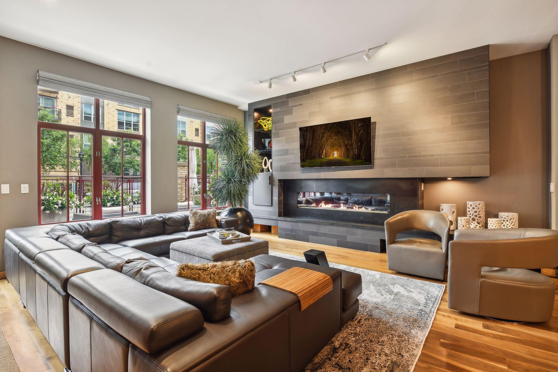 600 S 2nd St #S108, Minneapolis, MN 55401