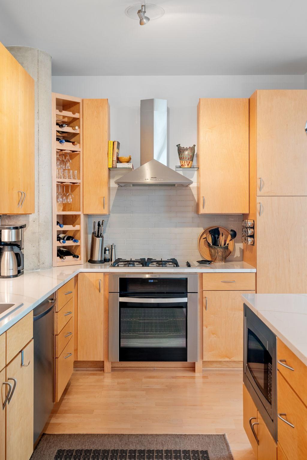 150 2nd St NE #B614, Minneapolis, MN 55413