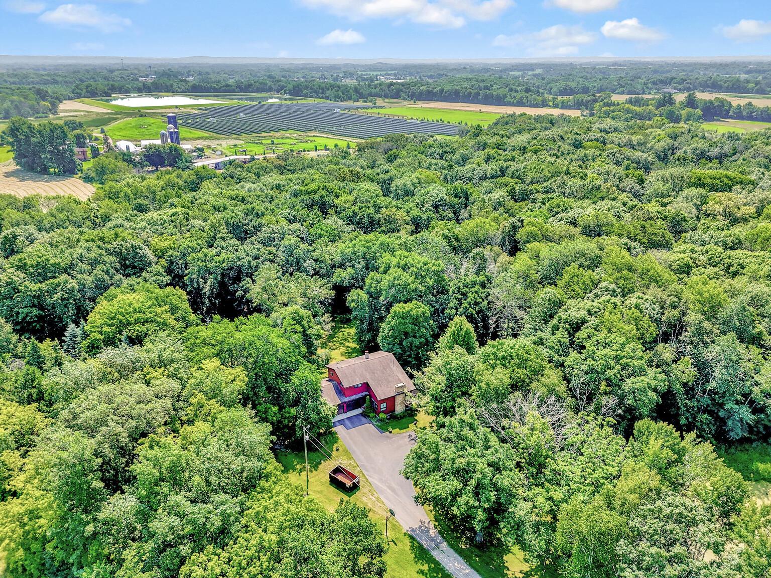 30729 Quinlan Ave, Center City, MN 55012