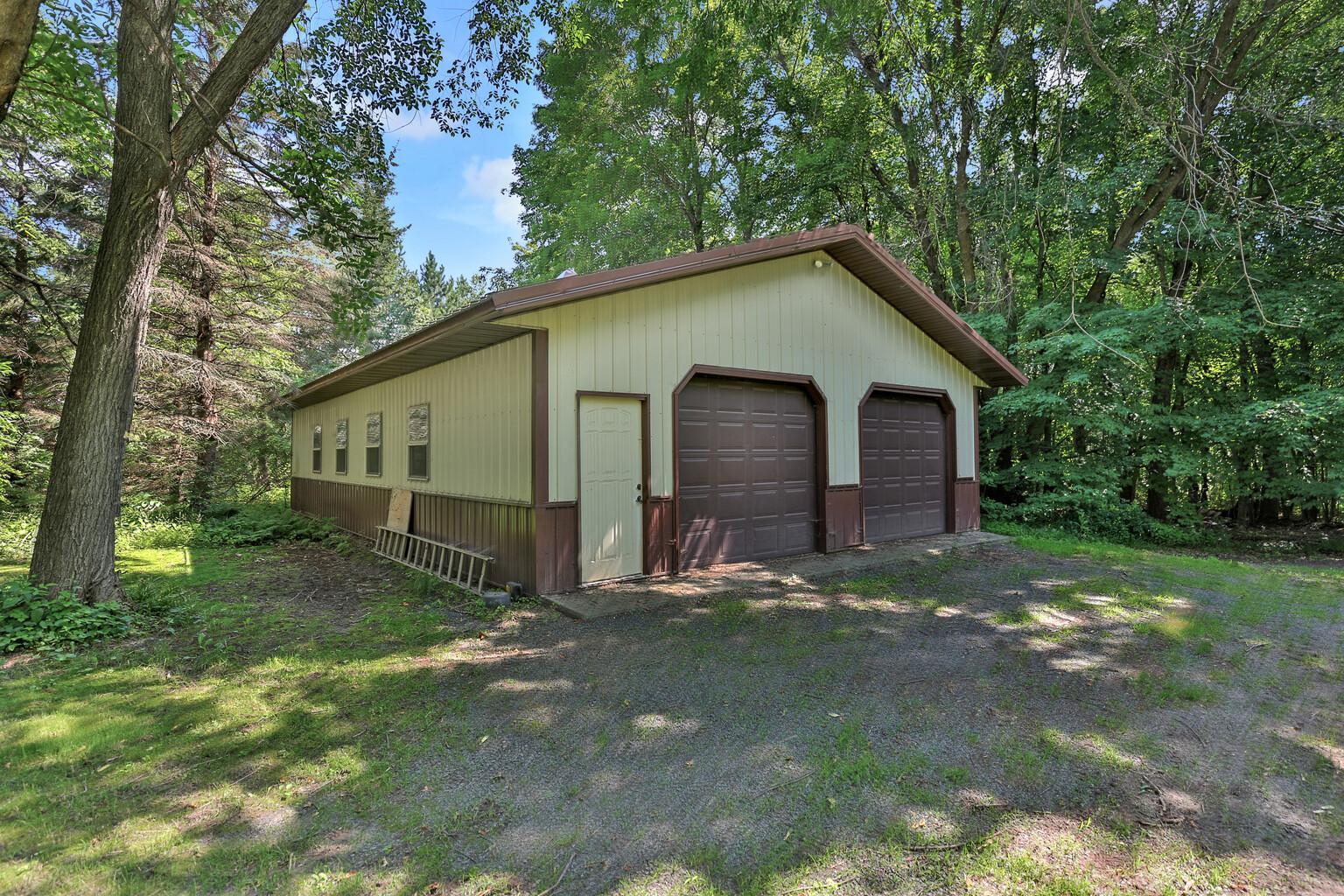 30729 Quinlan Ave, Center City, MN 55012