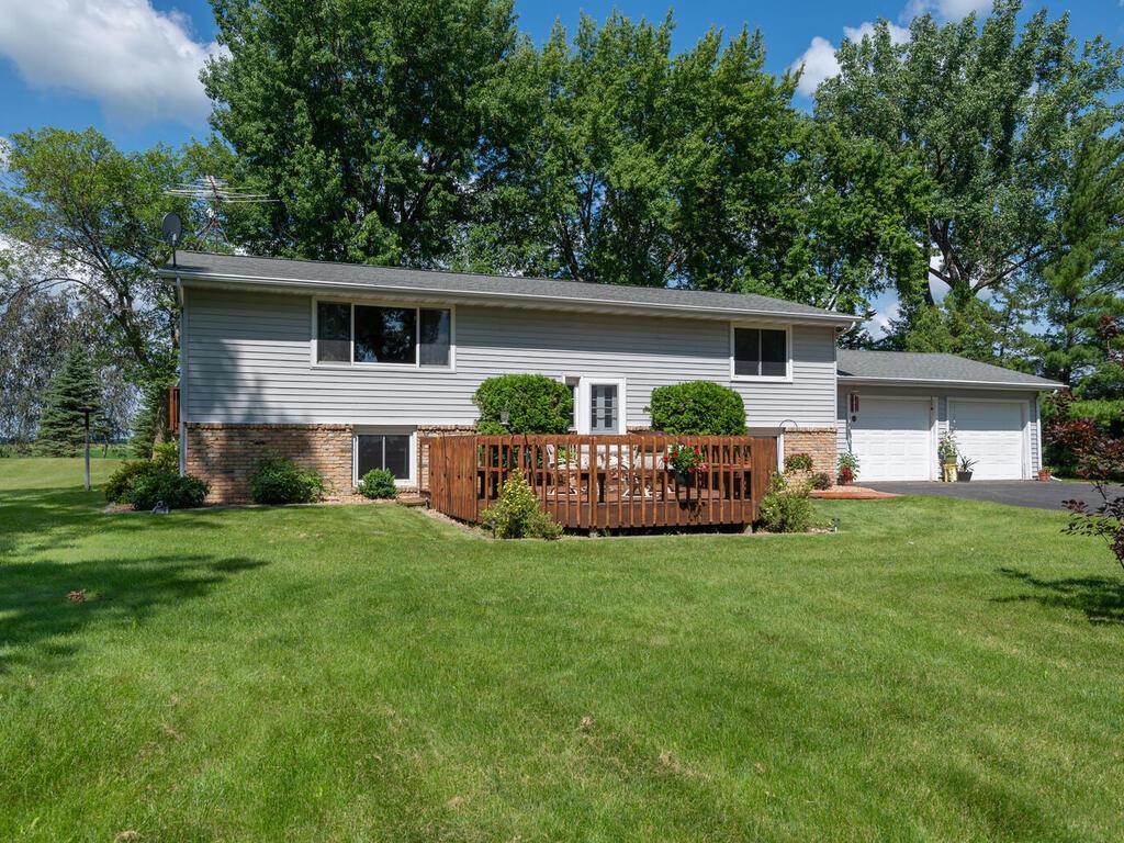 881 County Road 112 SW, Montrose, MN 55363