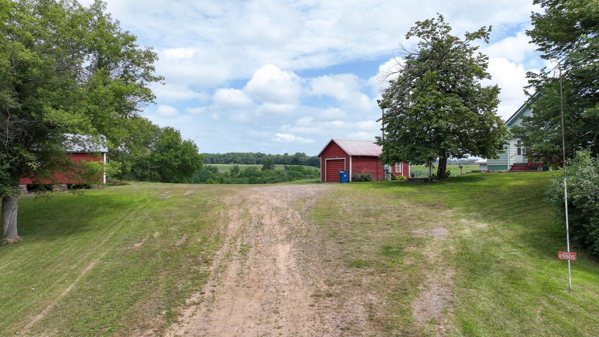E5505 1370th Ave, Ridgeland, WI 54763