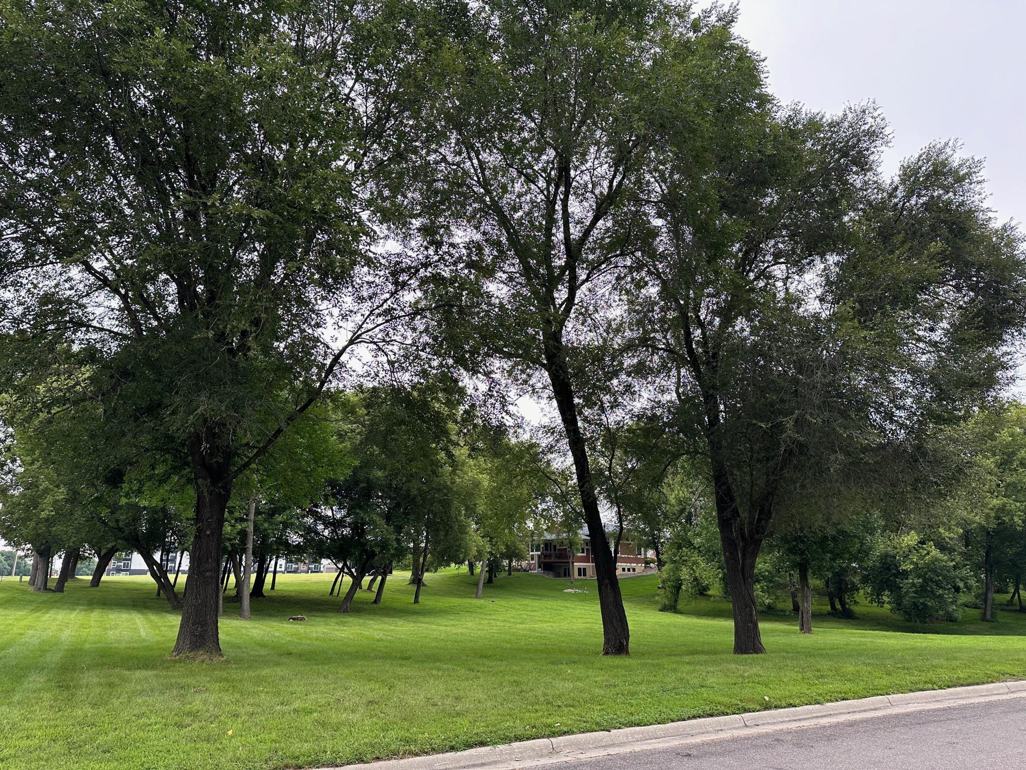 1500 Lower Trentwood Cir NE, Willmar, MN 56201