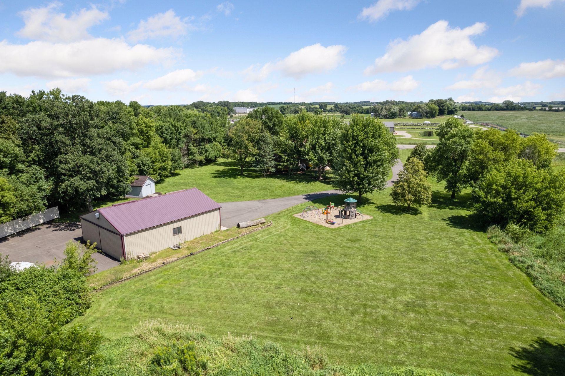1164 4th St SW, Montgomery, MN 56069