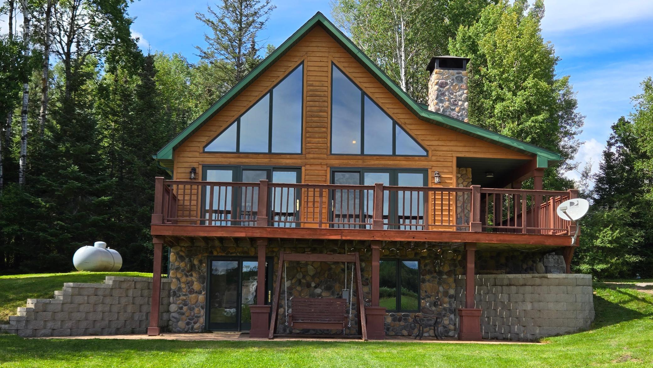 10689 Shady Grove Ln, Orr, MN 55771