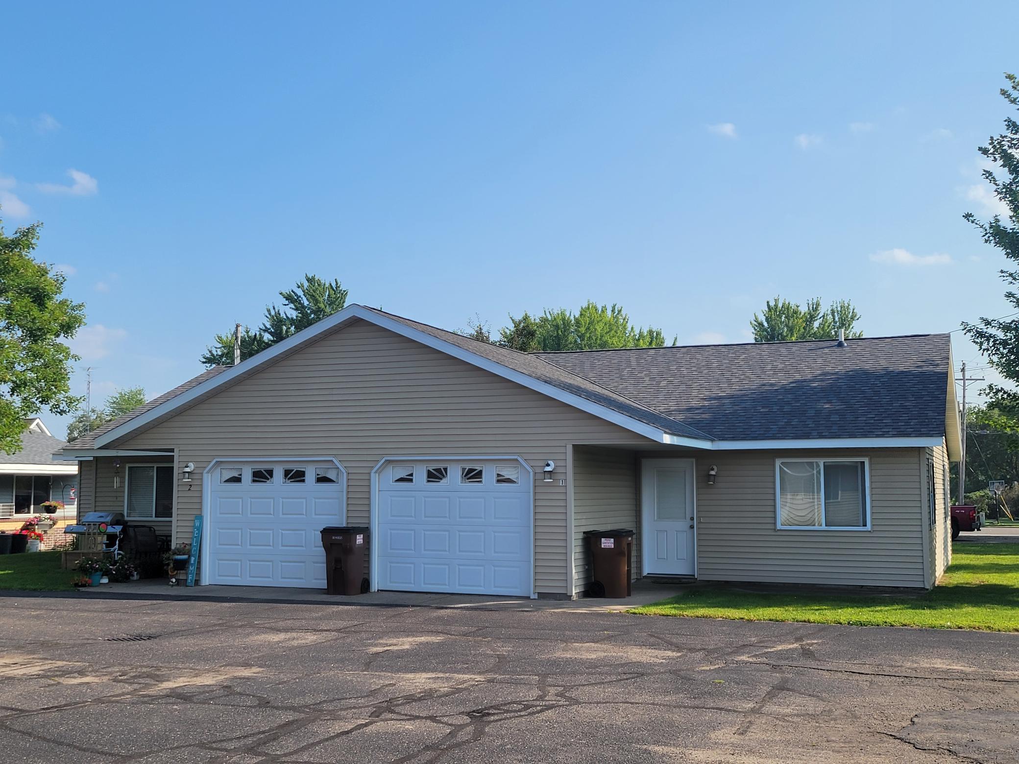 116 S Oak St S, Pierz, MN 56364