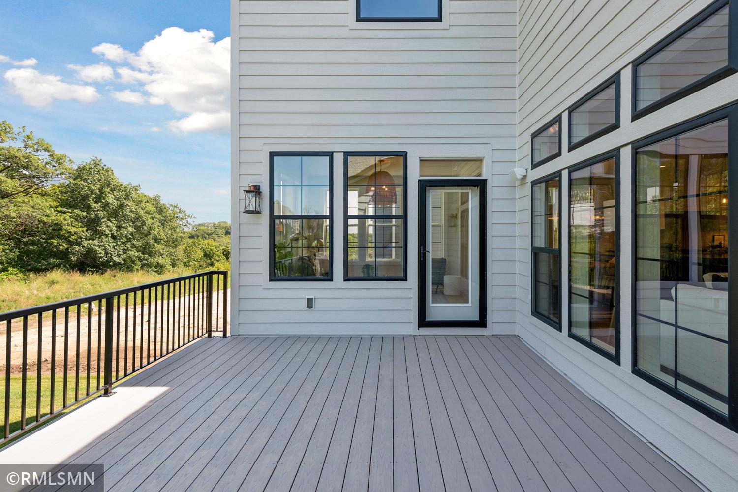 4130 Vista View Dr, Chaska, MN 55318