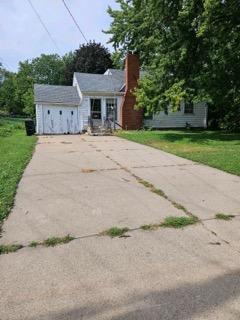 1881 Mcknight Rd N, Maplewood, MN 55109