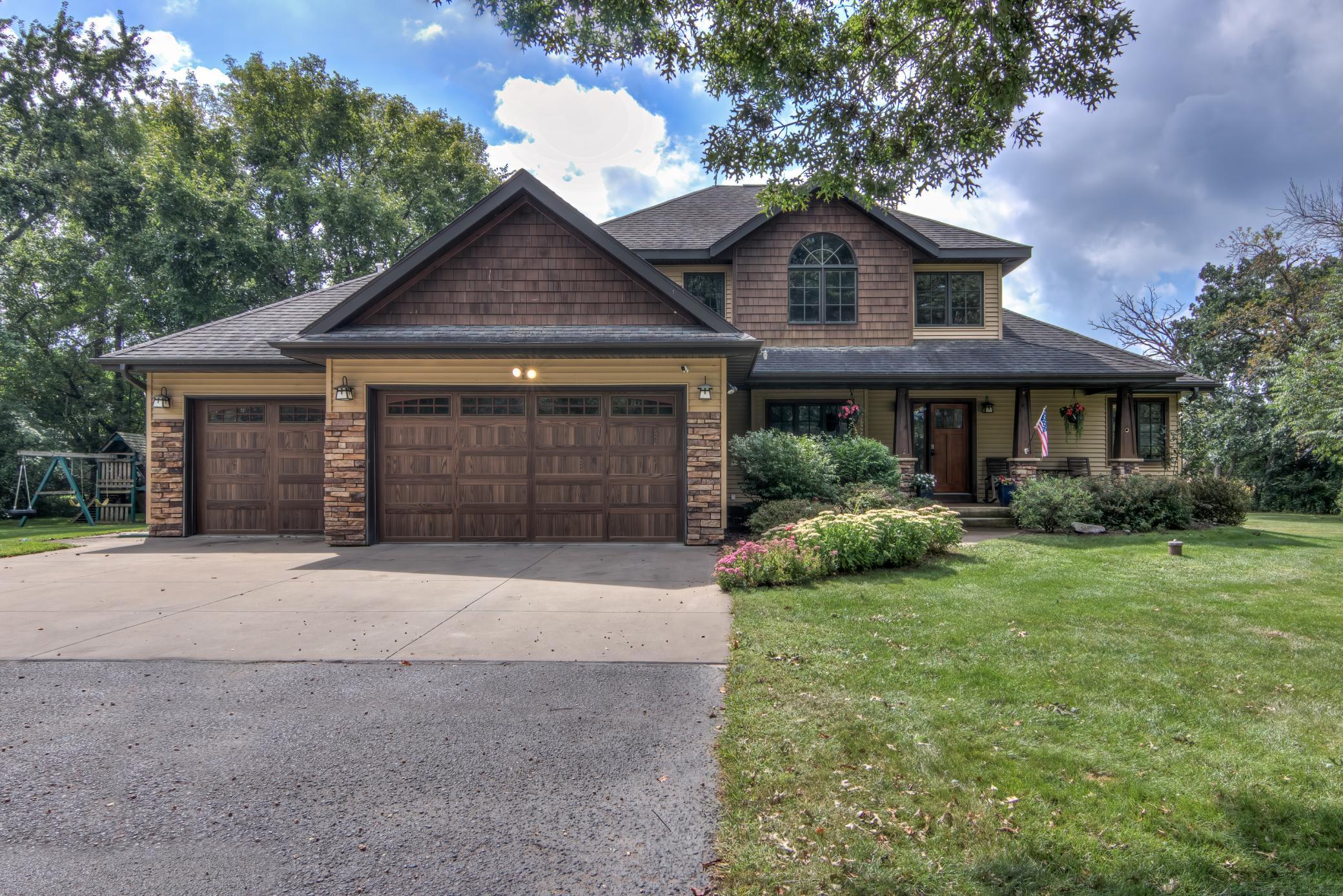 N6885 579th St, Menomonie, WI 54751