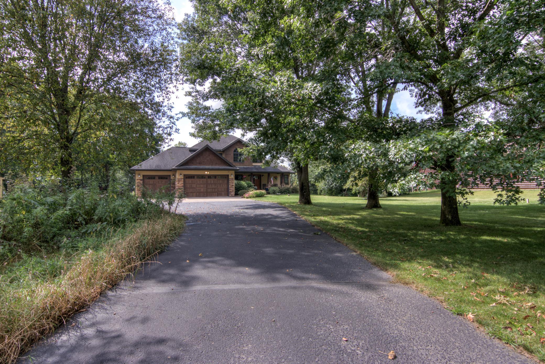 N6885 579th St, Menomonie, WI 54751