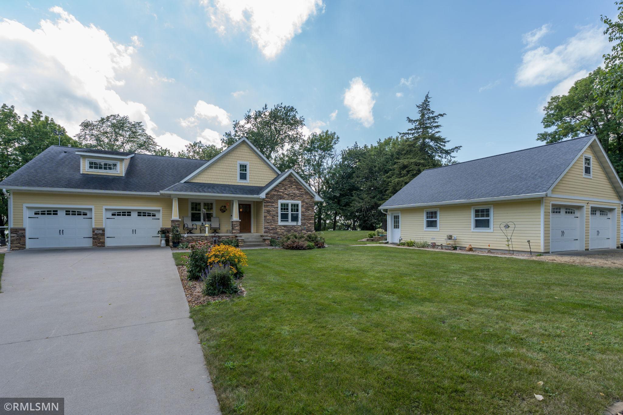 24623 Irish Ln, Cleveland, MN 56017