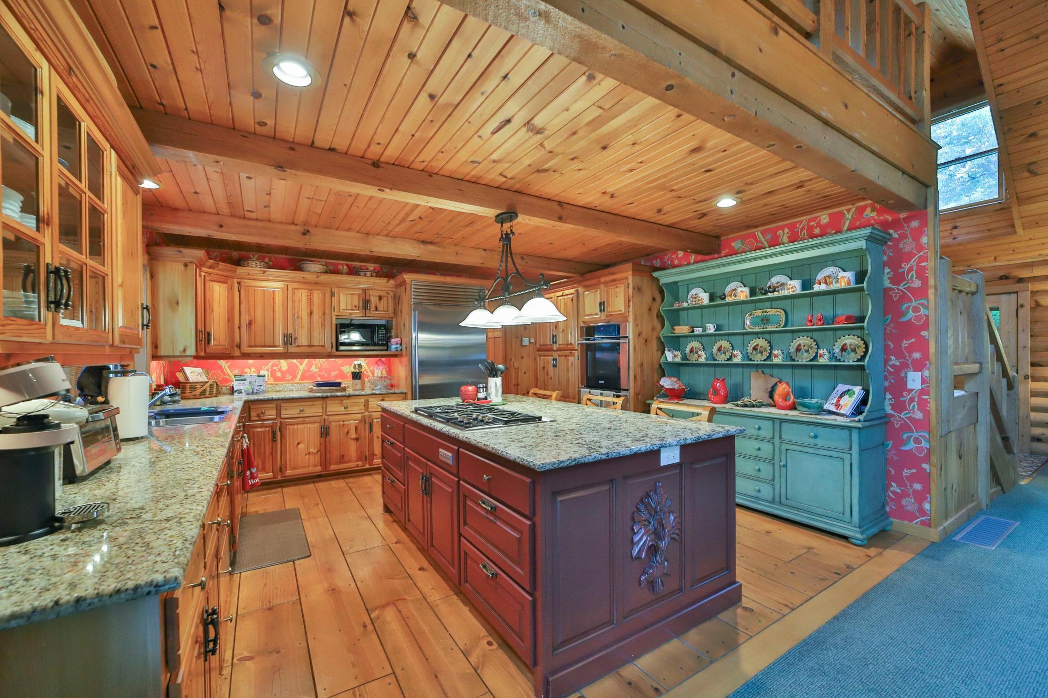 12624 Abc Dr, Crosslake, MN 56442