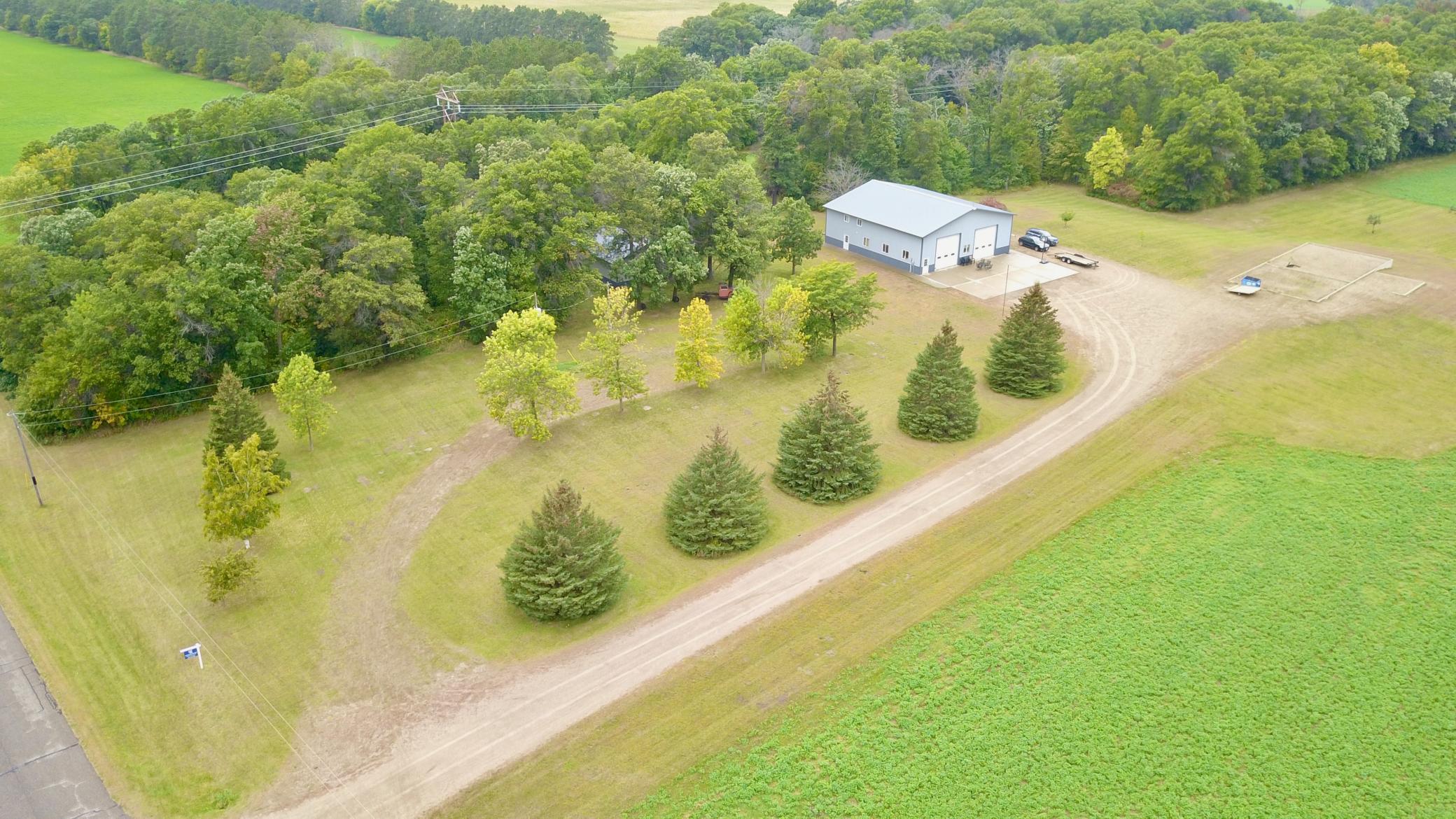 16574 450th St, Bowlus, MN 56314