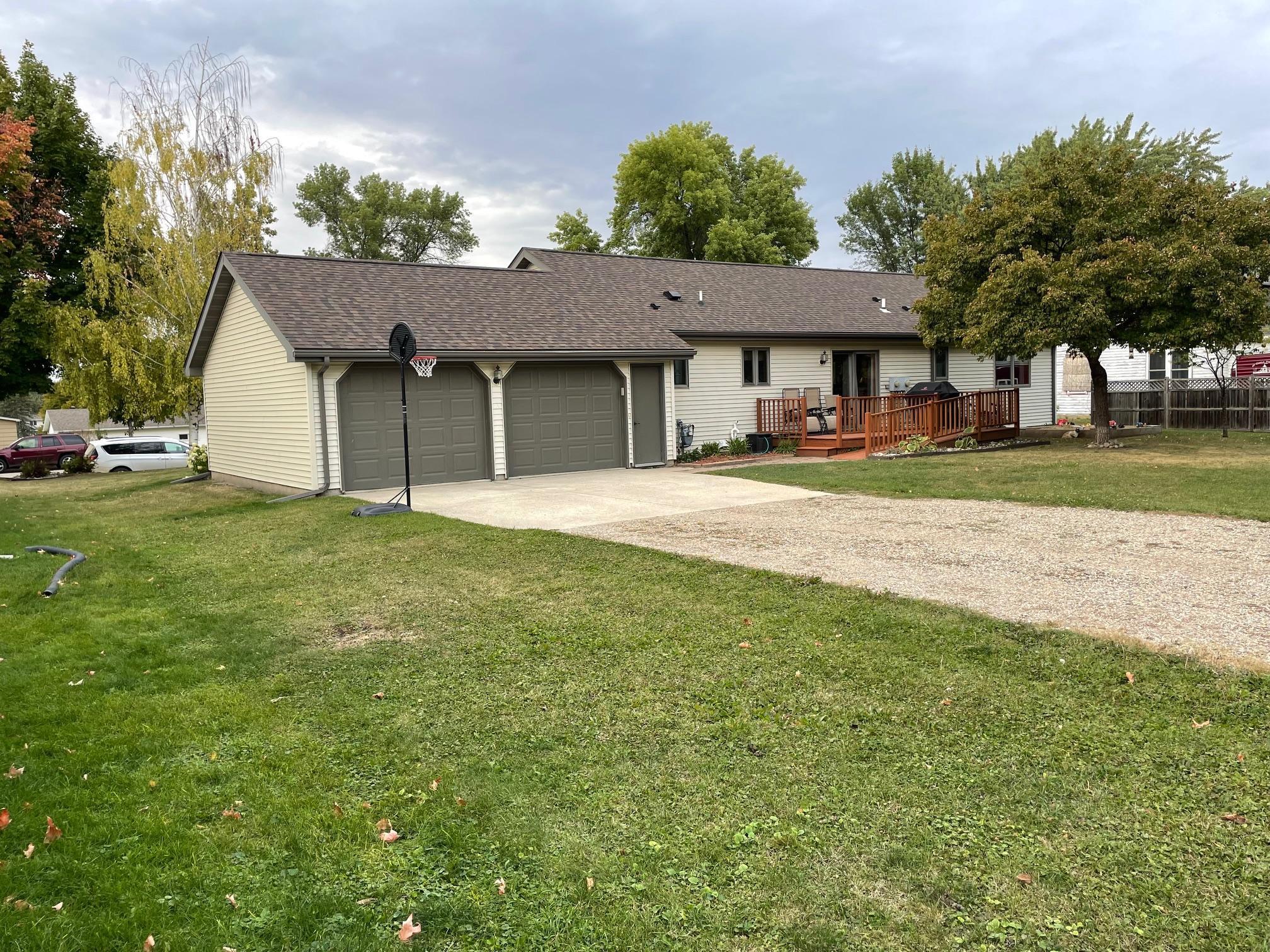 412 Johnson Ave N, Fosston, MN 56542