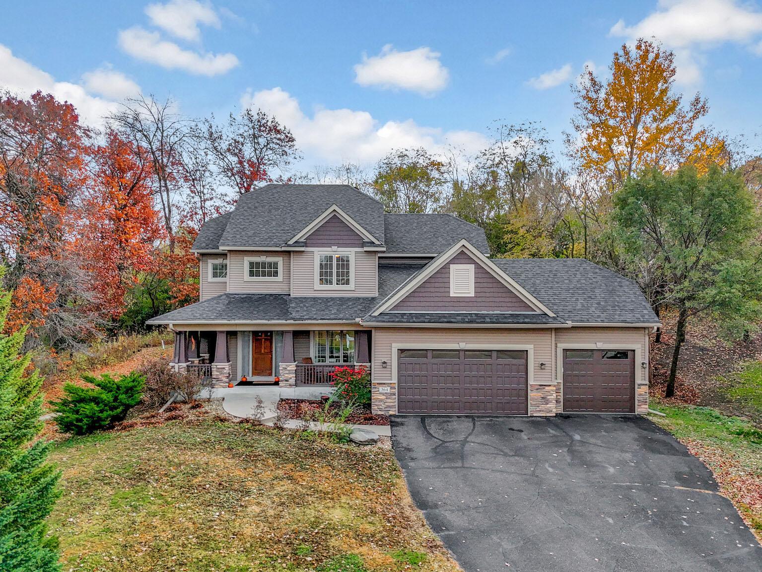 364 Toenjes Pl E, Maplewood, MN 55117