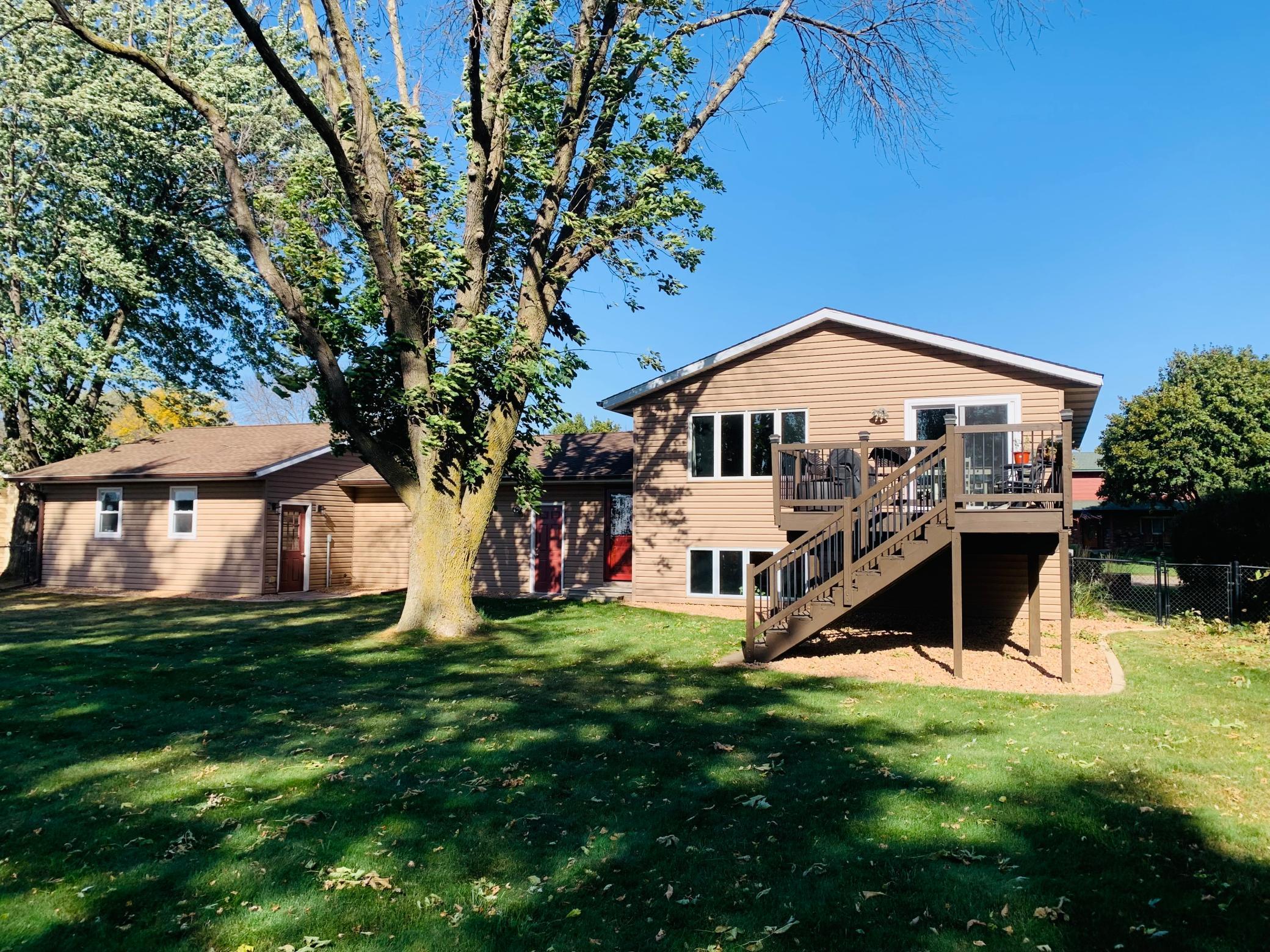 325 Evergreen St W, Vermillion, MN 55085