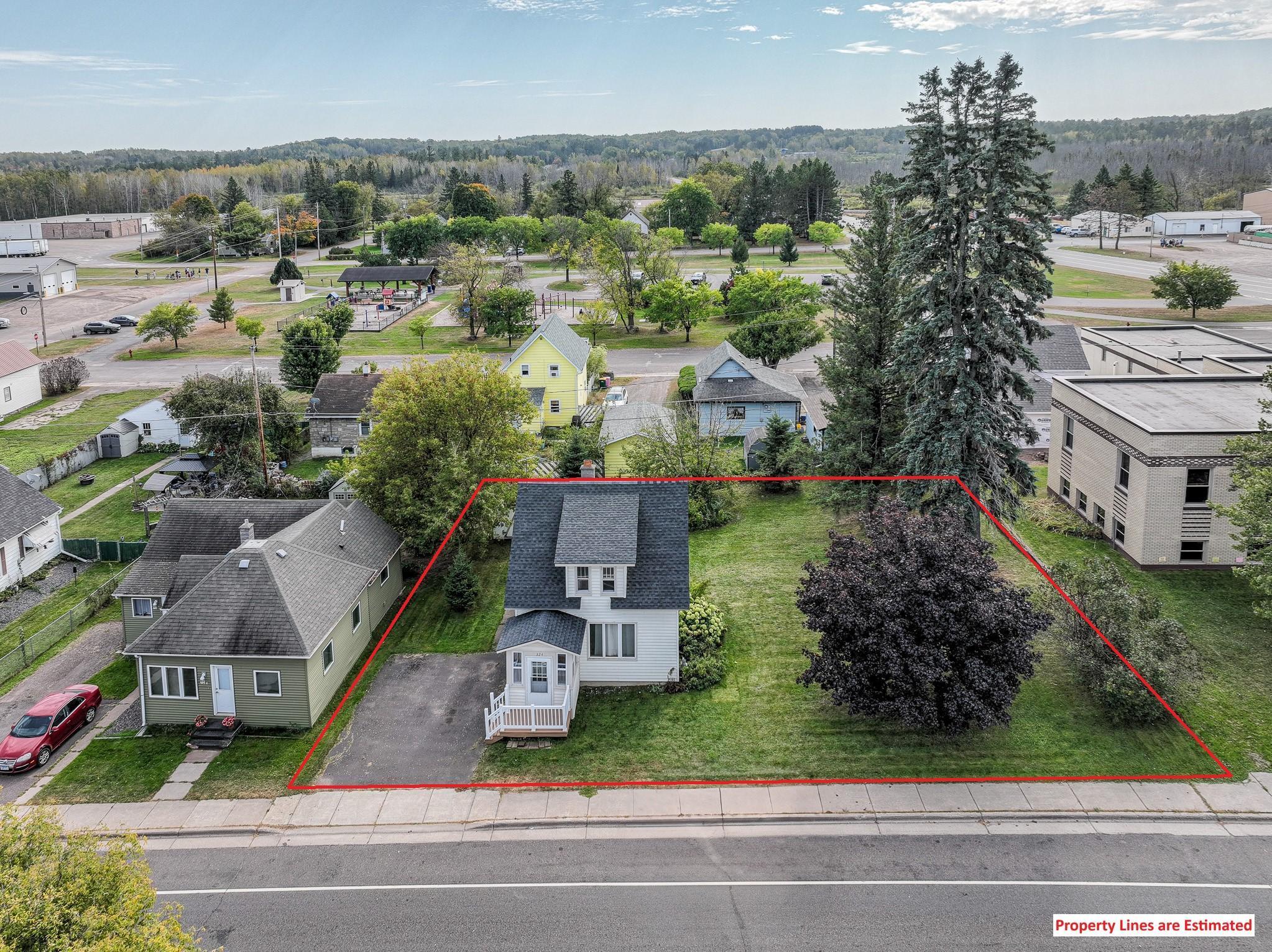 324 Chestnut Ave, Carlton, MN 55718