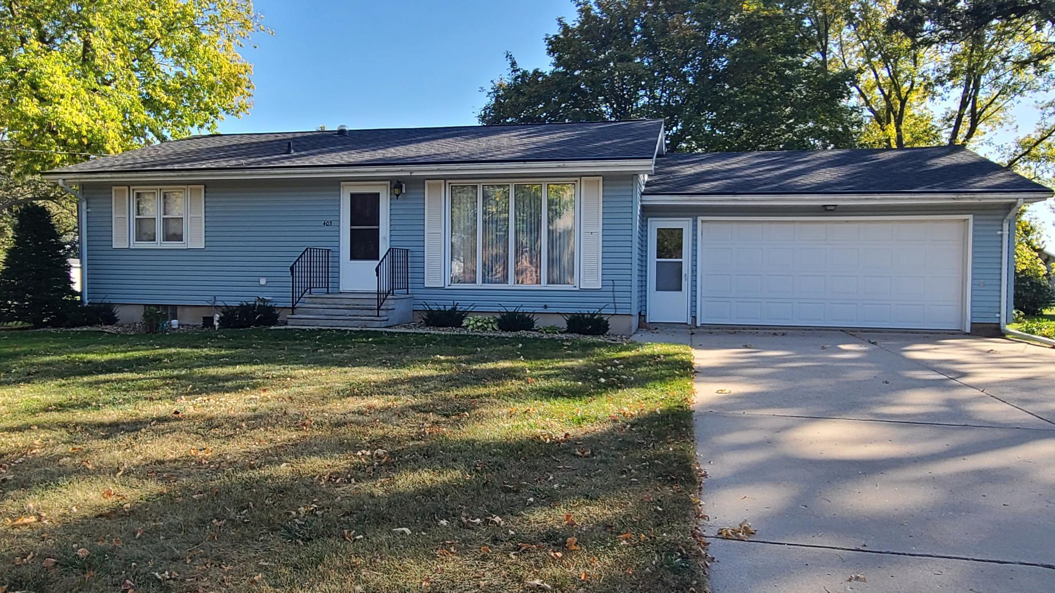 403 Ash St SW, Rose Creek, MN 55970