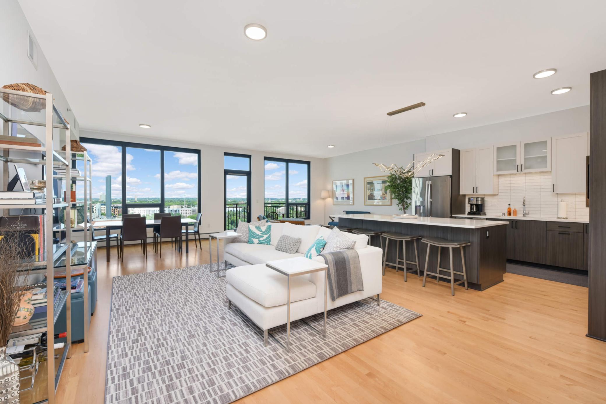 1240 S 2nd St #926, Minneapolis, MN 55415