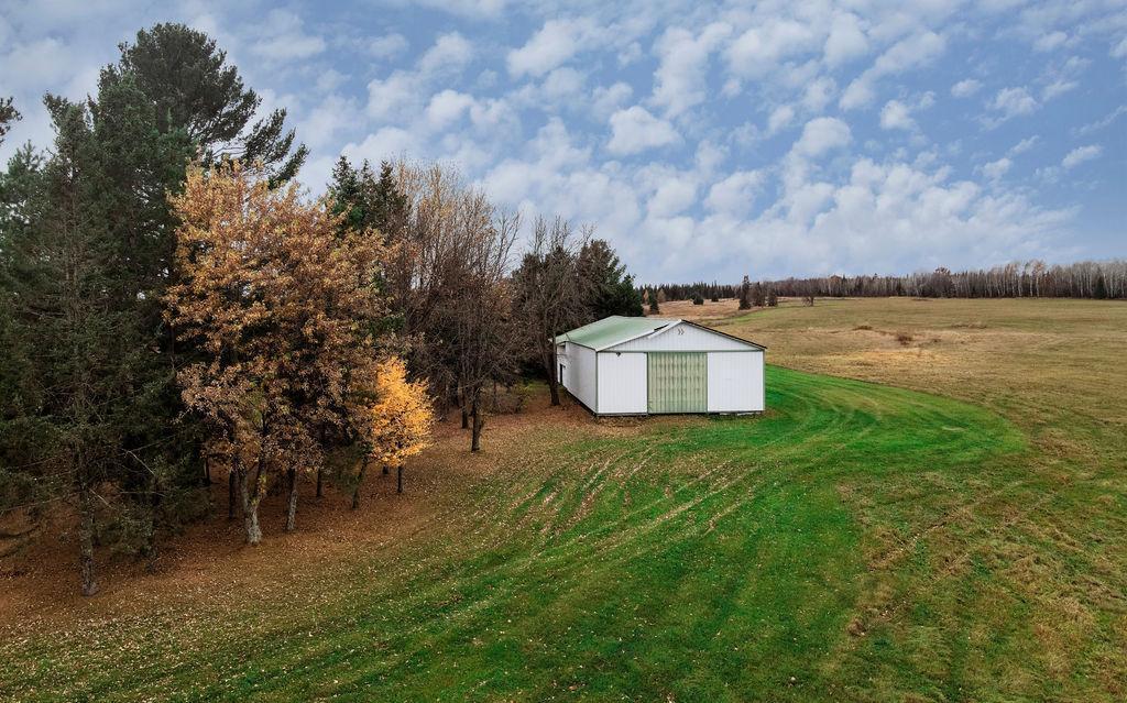 2389 Granlund Rd, Cromwell, MN 55726