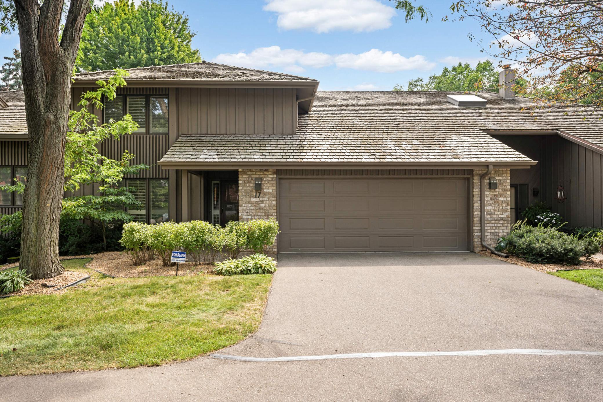 1775 Lexington Ave S #17, Lilydale, MN 55118