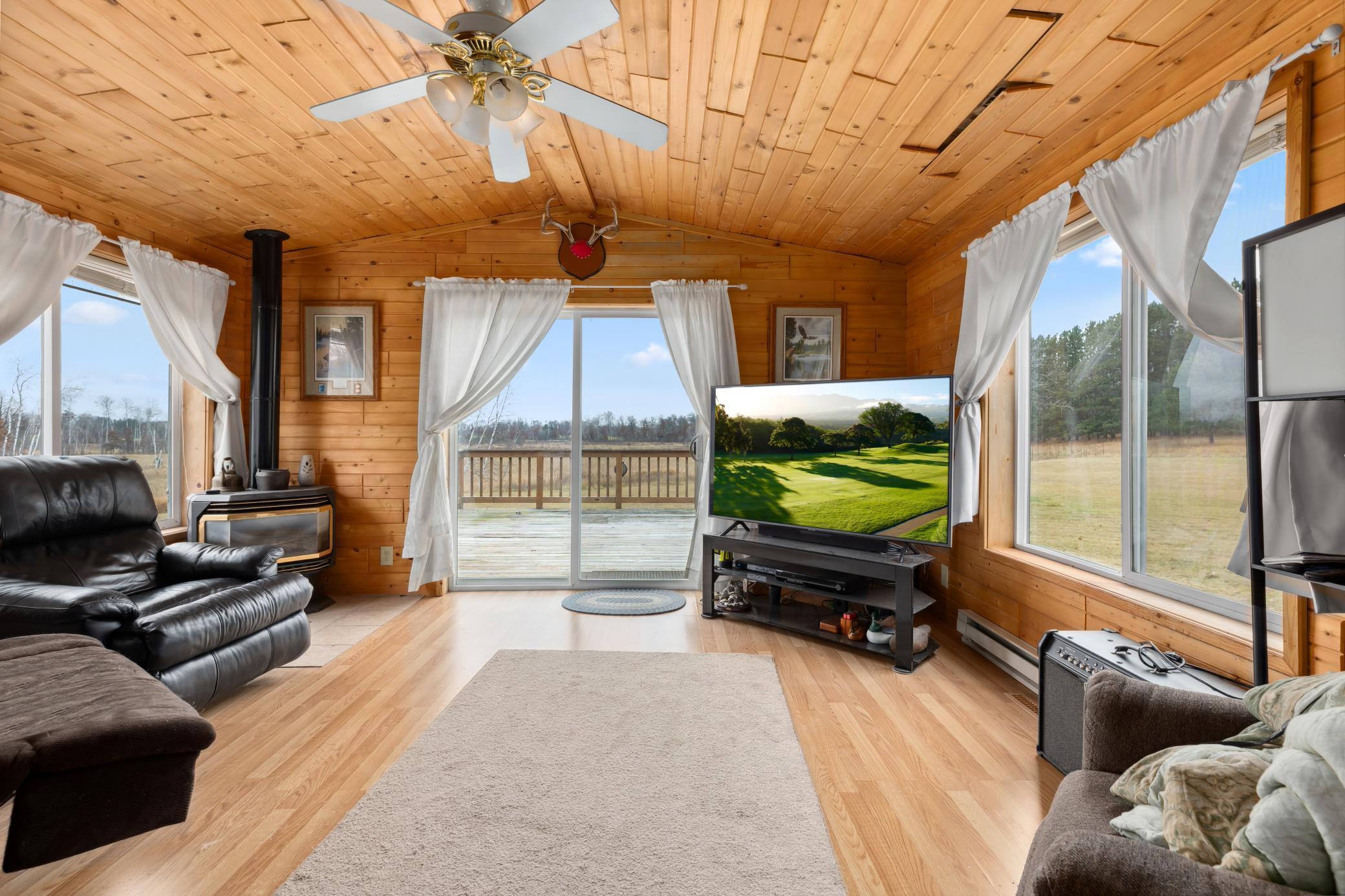 11074 Gull River Rd, East Gull Lake, MN 56401