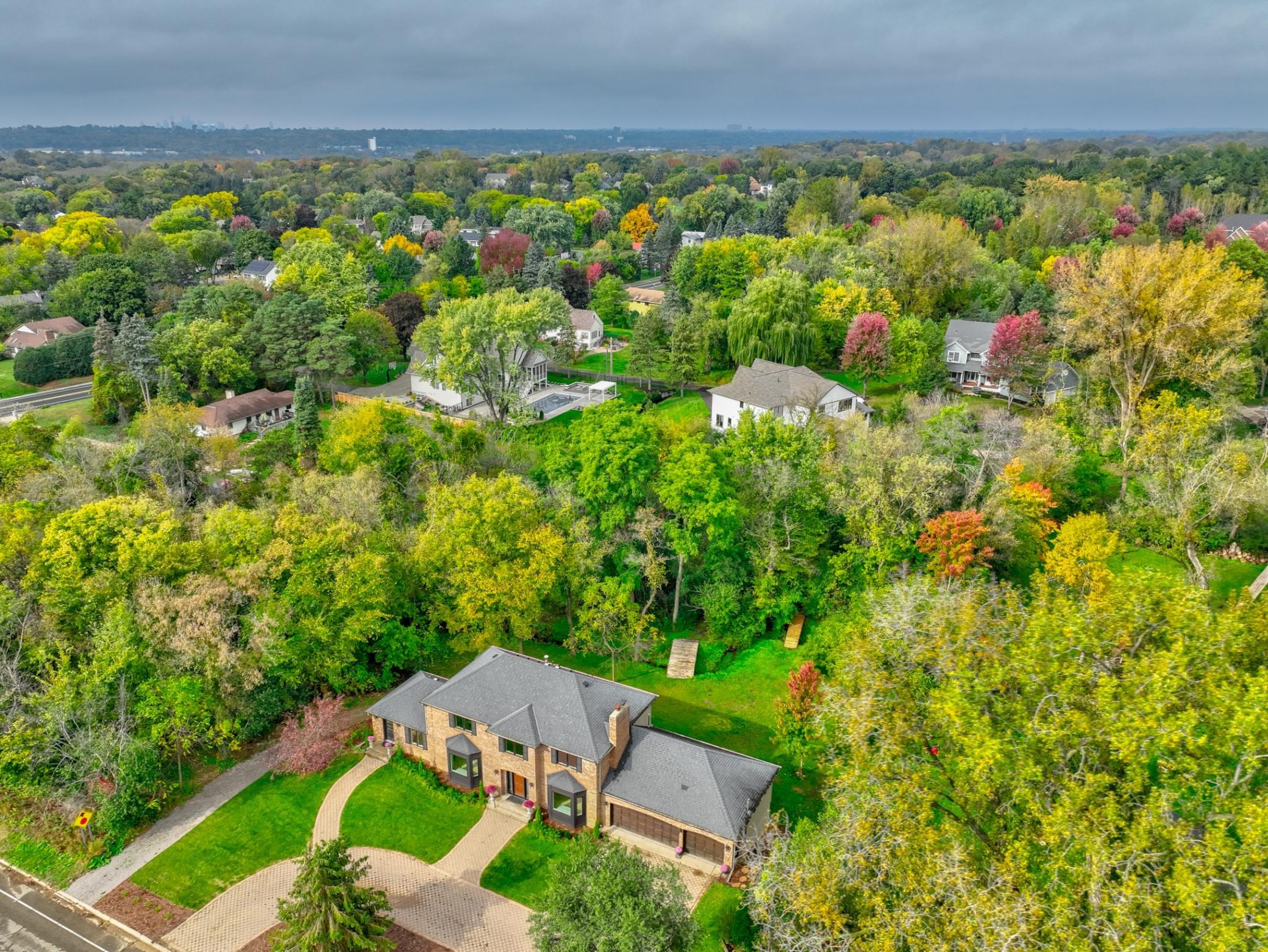 679 Marie Ave W, Mendota Heights, MN 55118