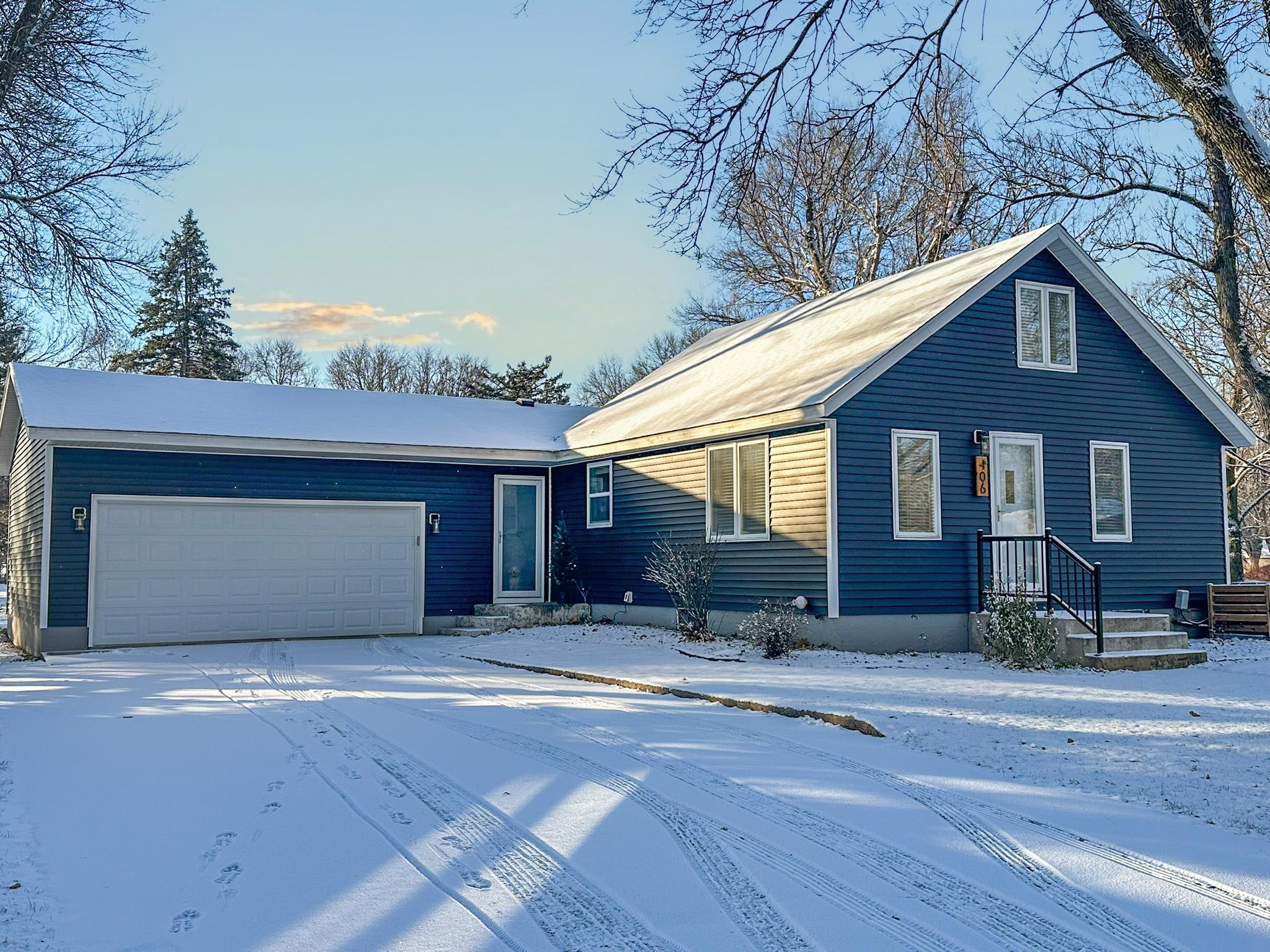 406 Minnesota Ave, Prinsburg, MN 56281