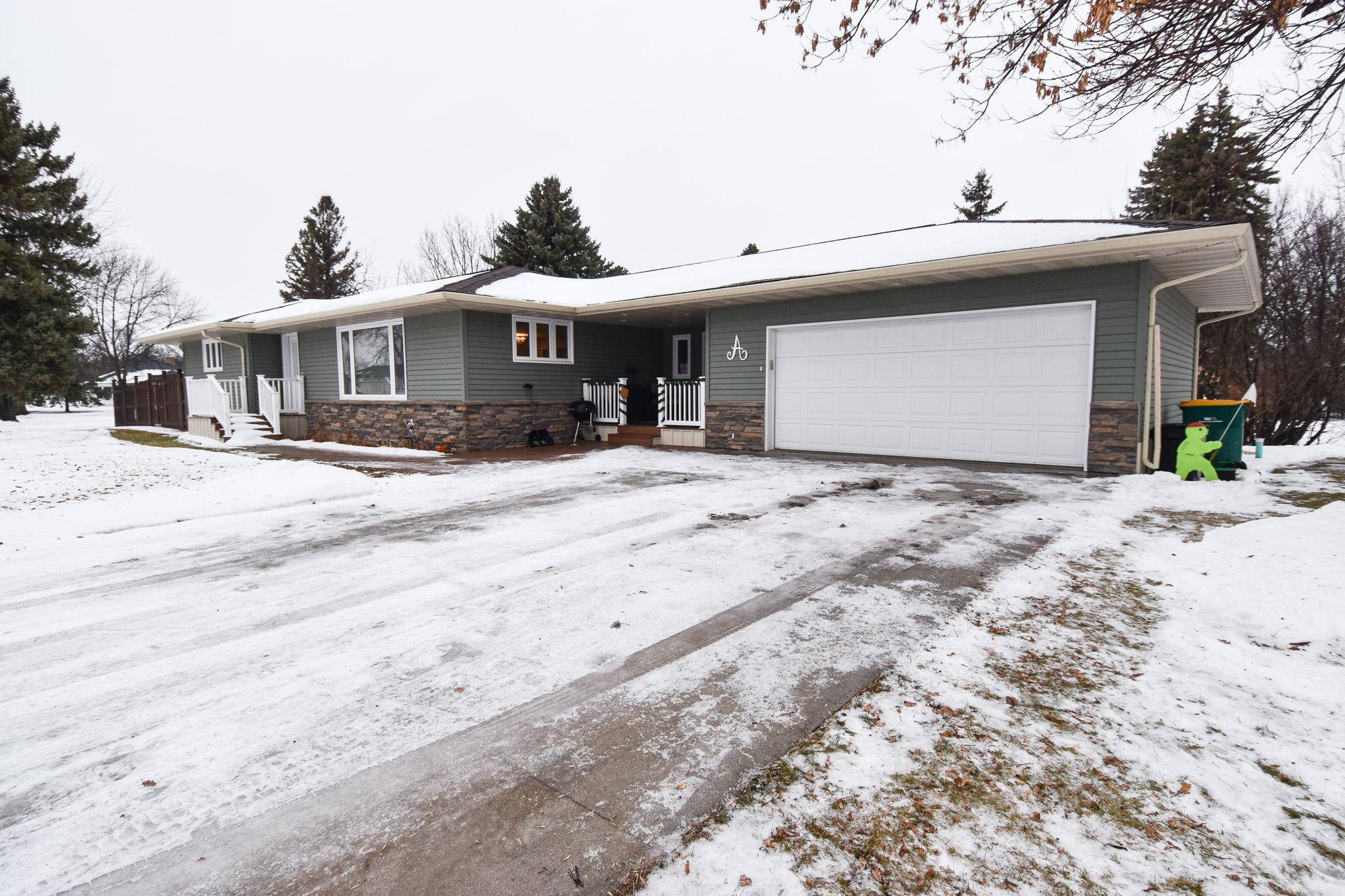 125 Riverside Dr, Stephen, MN 56757
