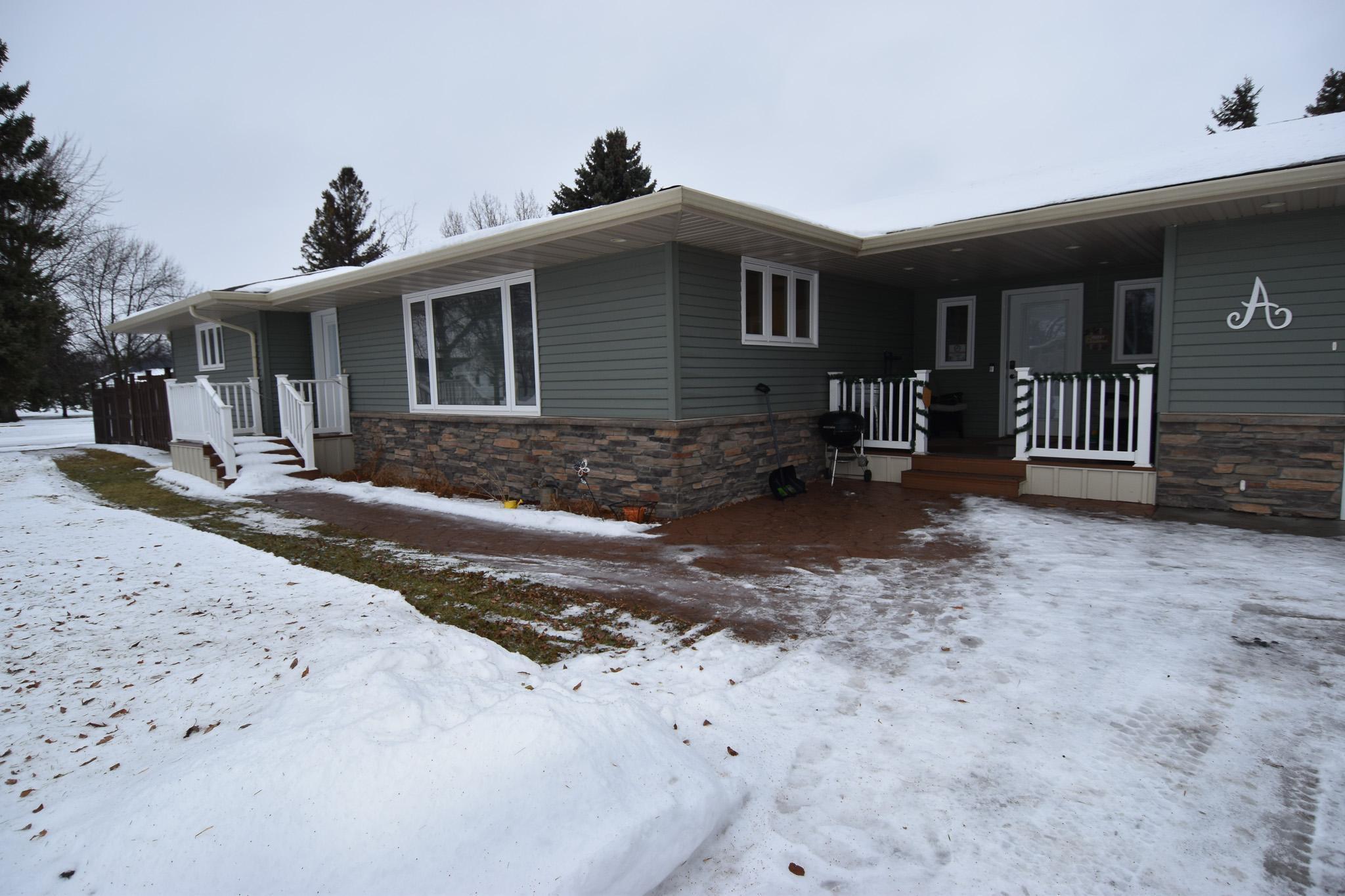 125 Riverside Dr, Stephen, MN 56757
