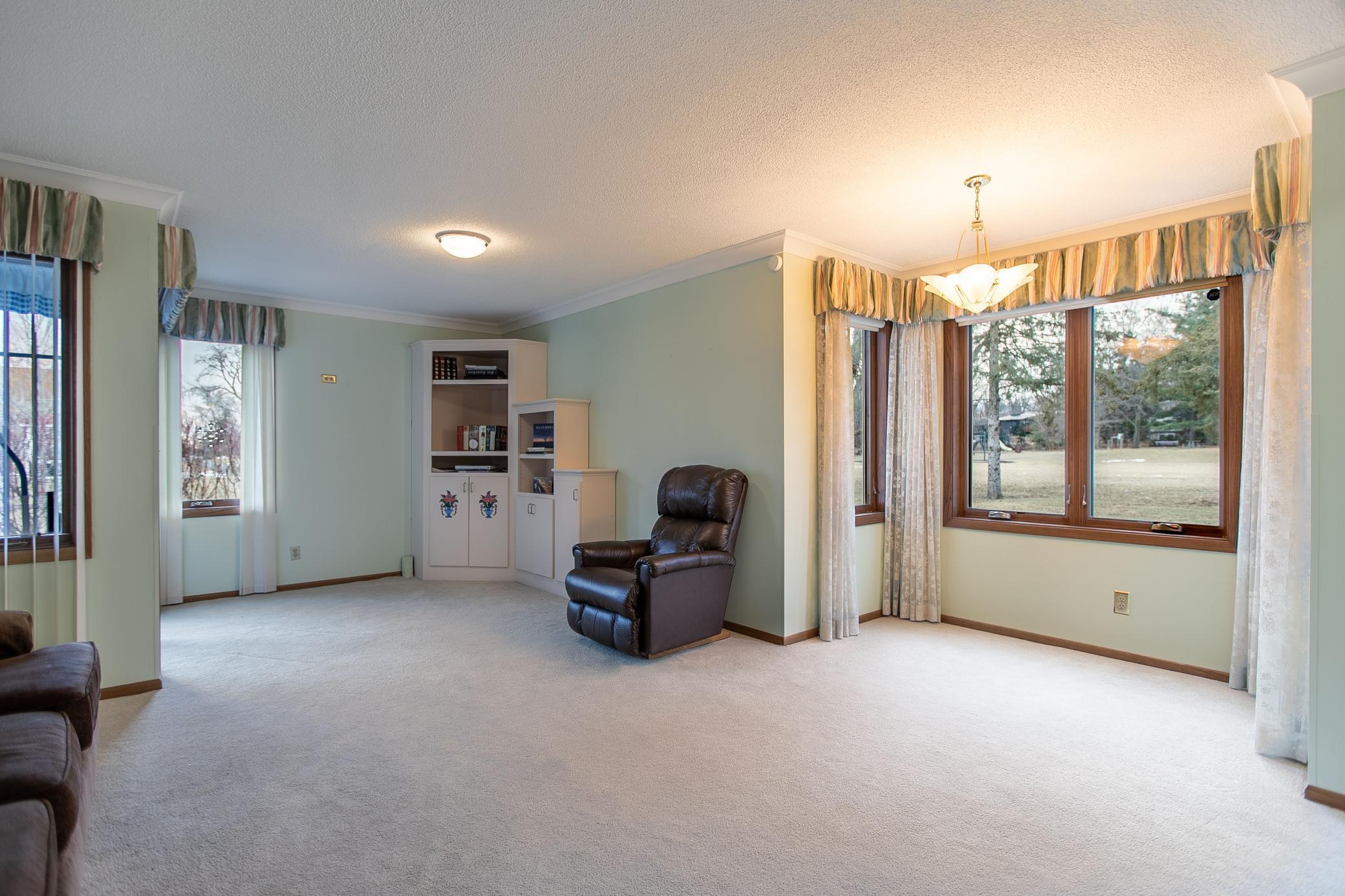 1666 Coffman St #129, Falcon Heights, MN 55108
