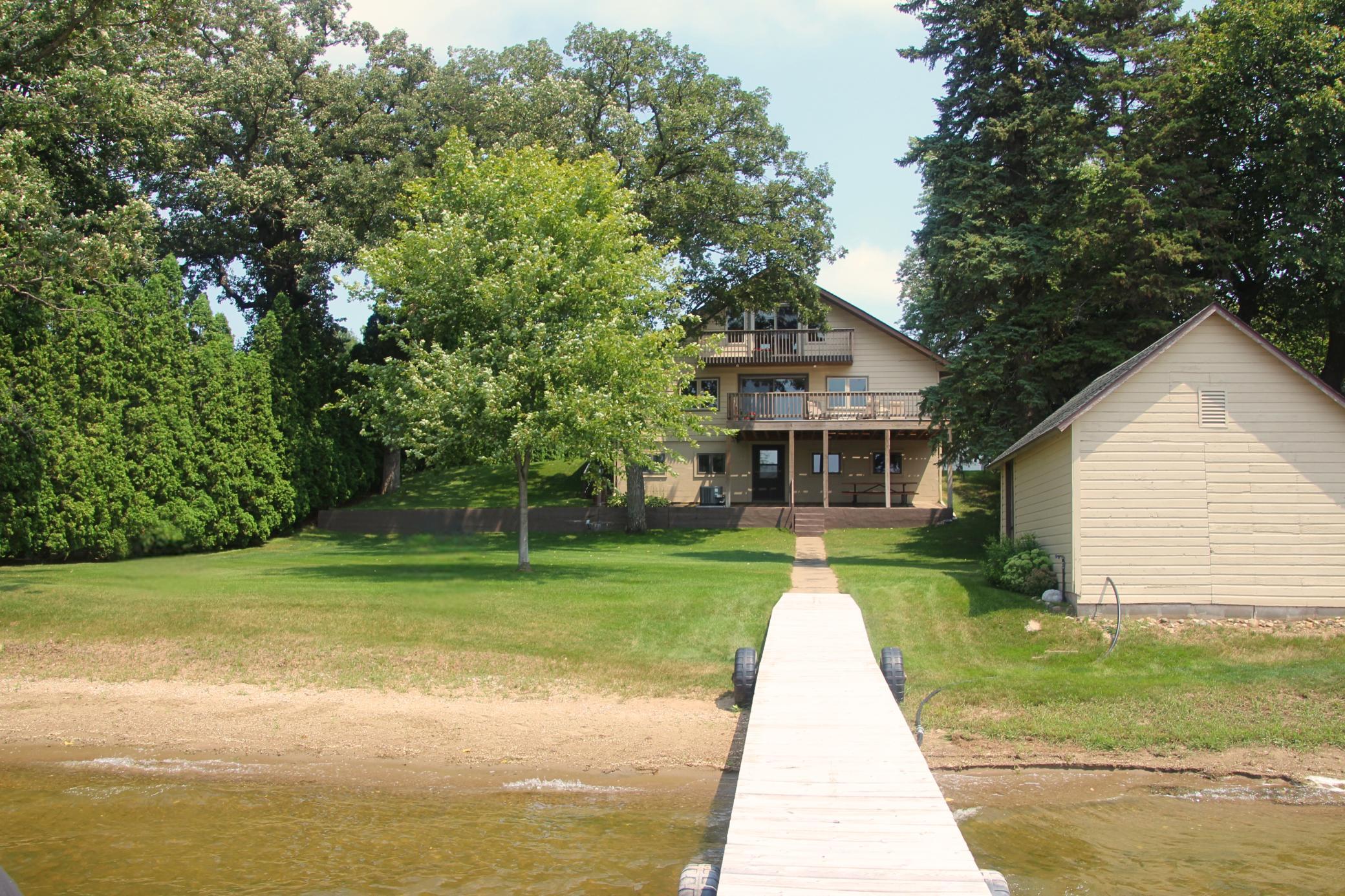 19341 E Shore Dr, Kimball, MN 55353